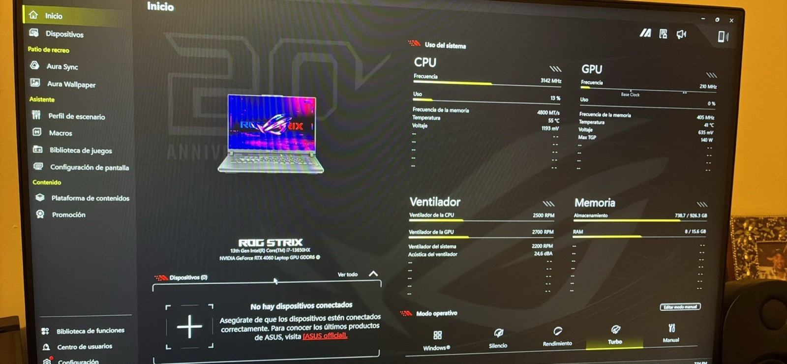 ASUS ROG Strix G16 gaming laptop.