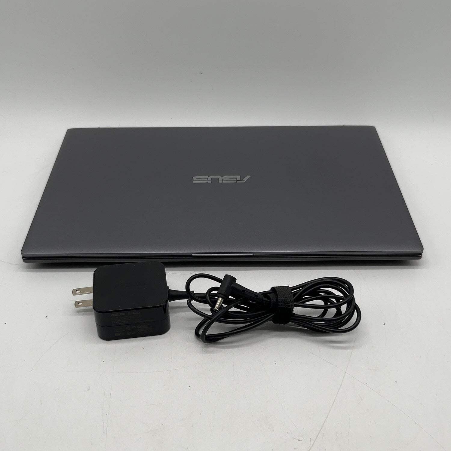 Asus Vivobook 14 F412V 14″ Ryzen 3 3250U 2.6GHz 8GB RAM 256GB SSD