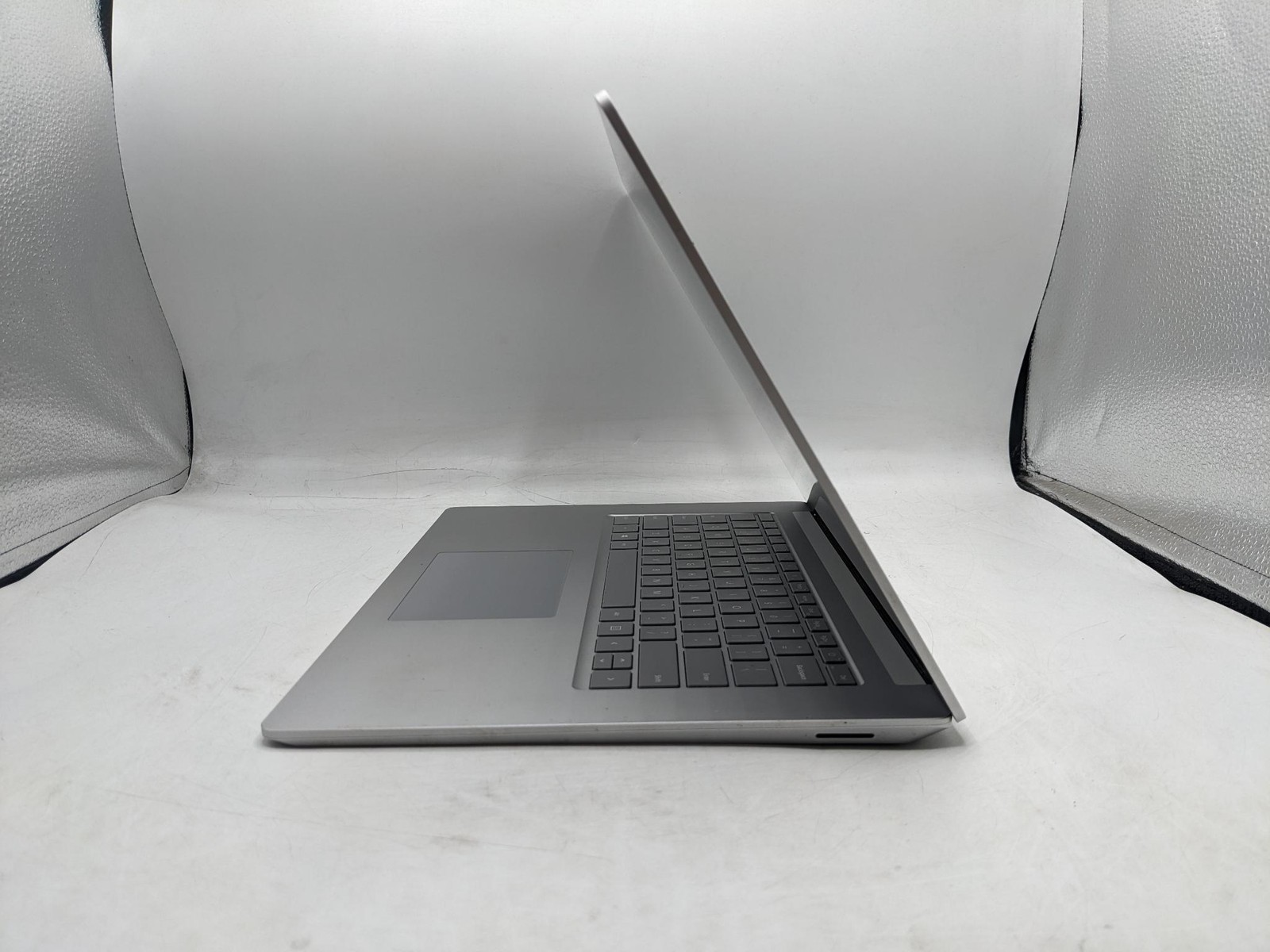 Microsoft Surface Laptop 4 (1979) i7-1185g7 3GHz 8GB RAM 256GB SSD *GRADE D*