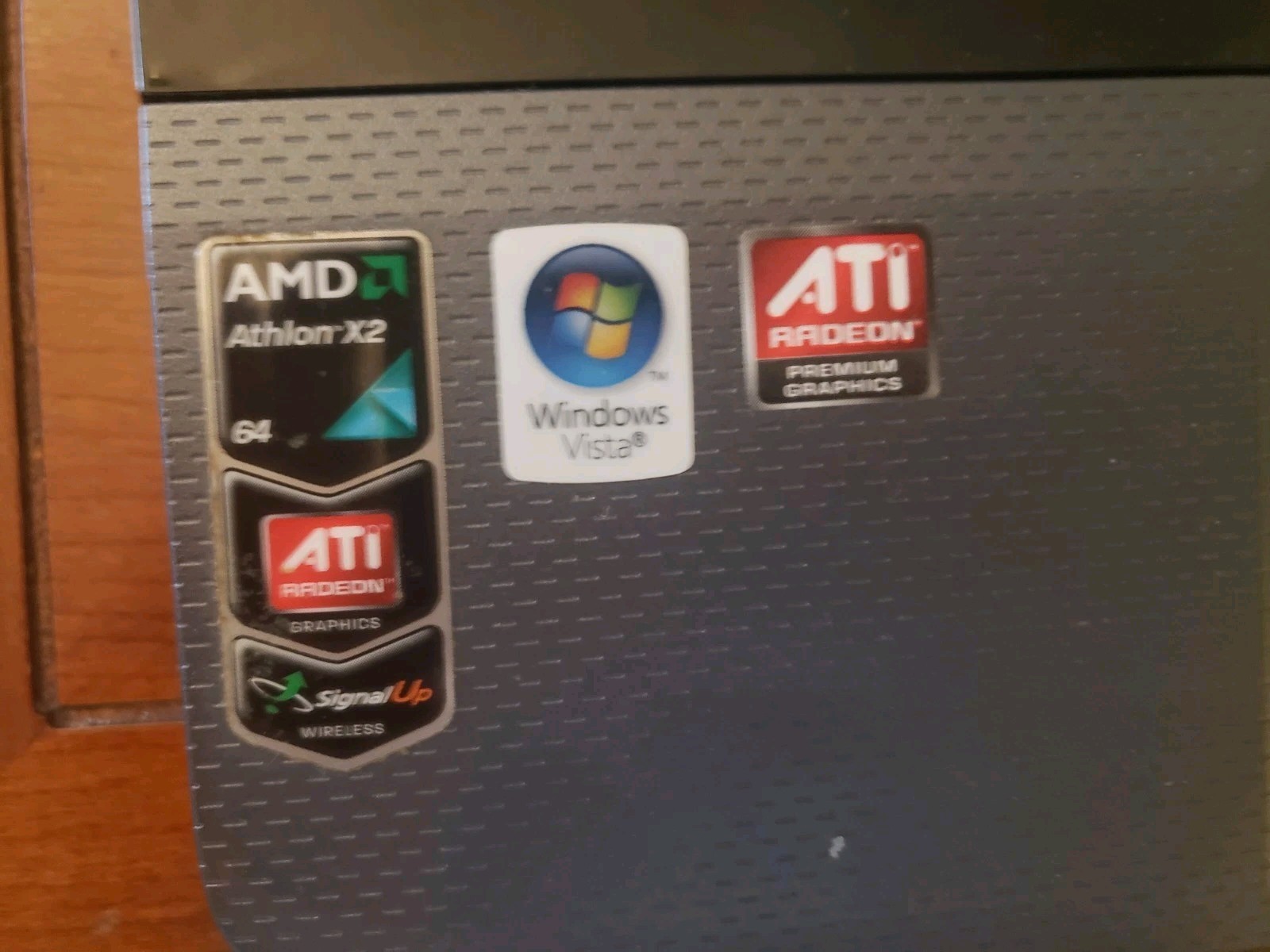 Acer Aspire 6530 Rare Laptop AMD Athlon x2 2ghz ATI 256mb 1gb NO HDD POWERS ON