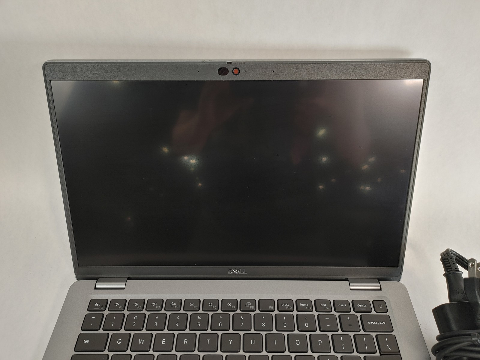 Dell Latitude 5430 Core i7-1265U 1.80 GHz 16 GB DDR4 512 GB NVMe Windows 11 Pro