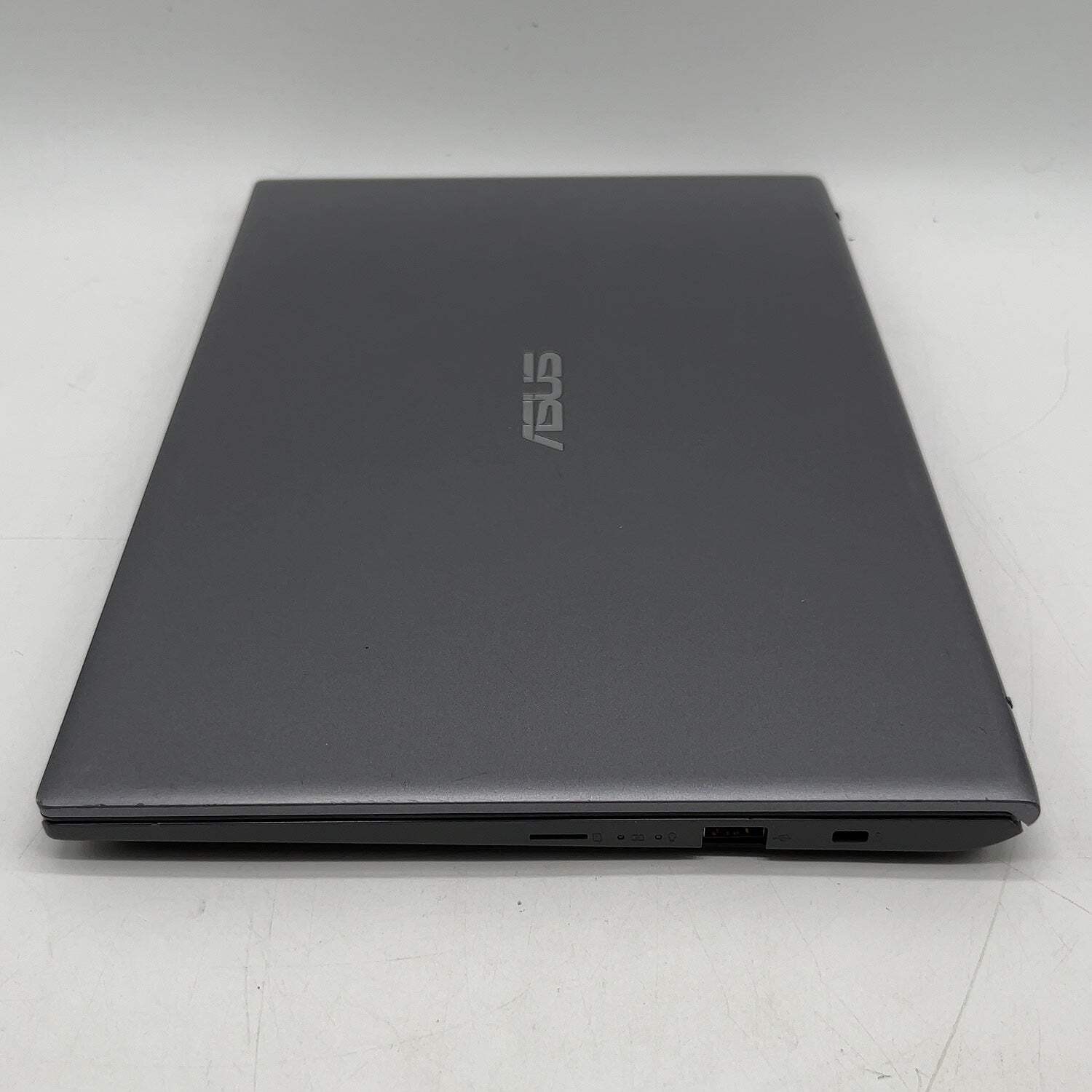 Asus Vivobook 14 F412V 14″ Ryzen 3 3250U 2.6GHz 8GB RAM 256GB SSD