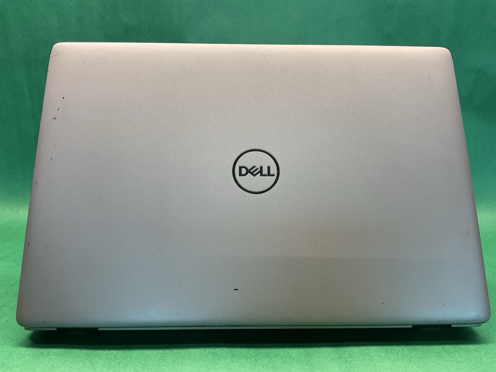 Dell LATITUDE 5411 13.9″ Intel i5 – Powers On – NO HARD DRIVE- Untested