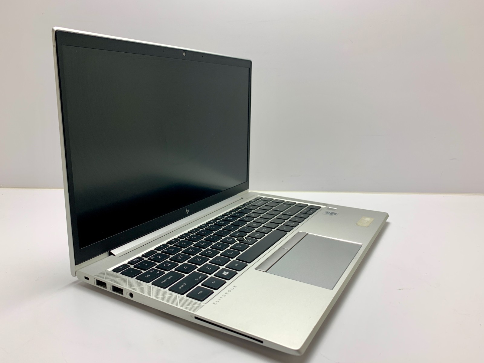 HP EliteBook 840 G7 | i5-10310U | 16GB RAM | 256GB NVMe | LINUX