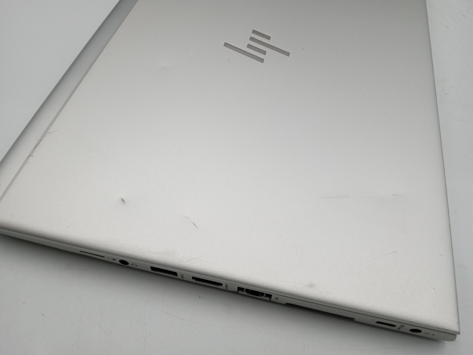 HP EliteBook 745 G6 14″ Touchscreen Ryzen 5 3500U 4GB RAM 128GB SSD Win 11 -RR