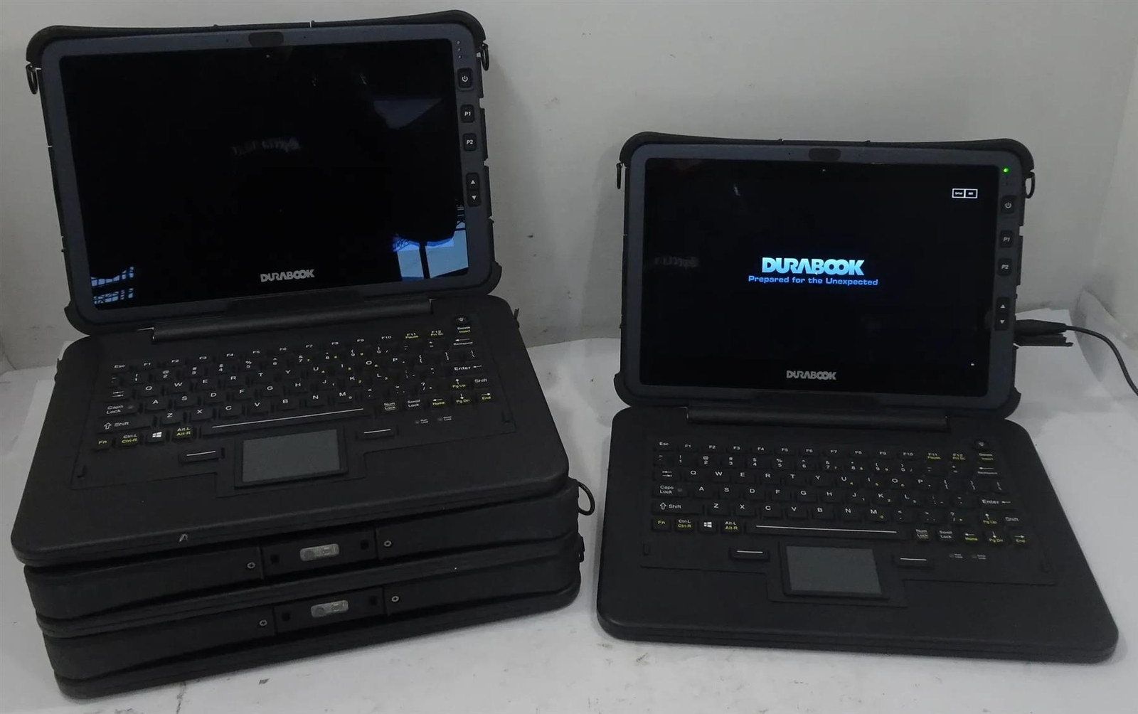 Lot 4 DURABOOK U11 Rugged 11.6″ Core i5-7Y54 1.20GHz No SSD Touch Screen
