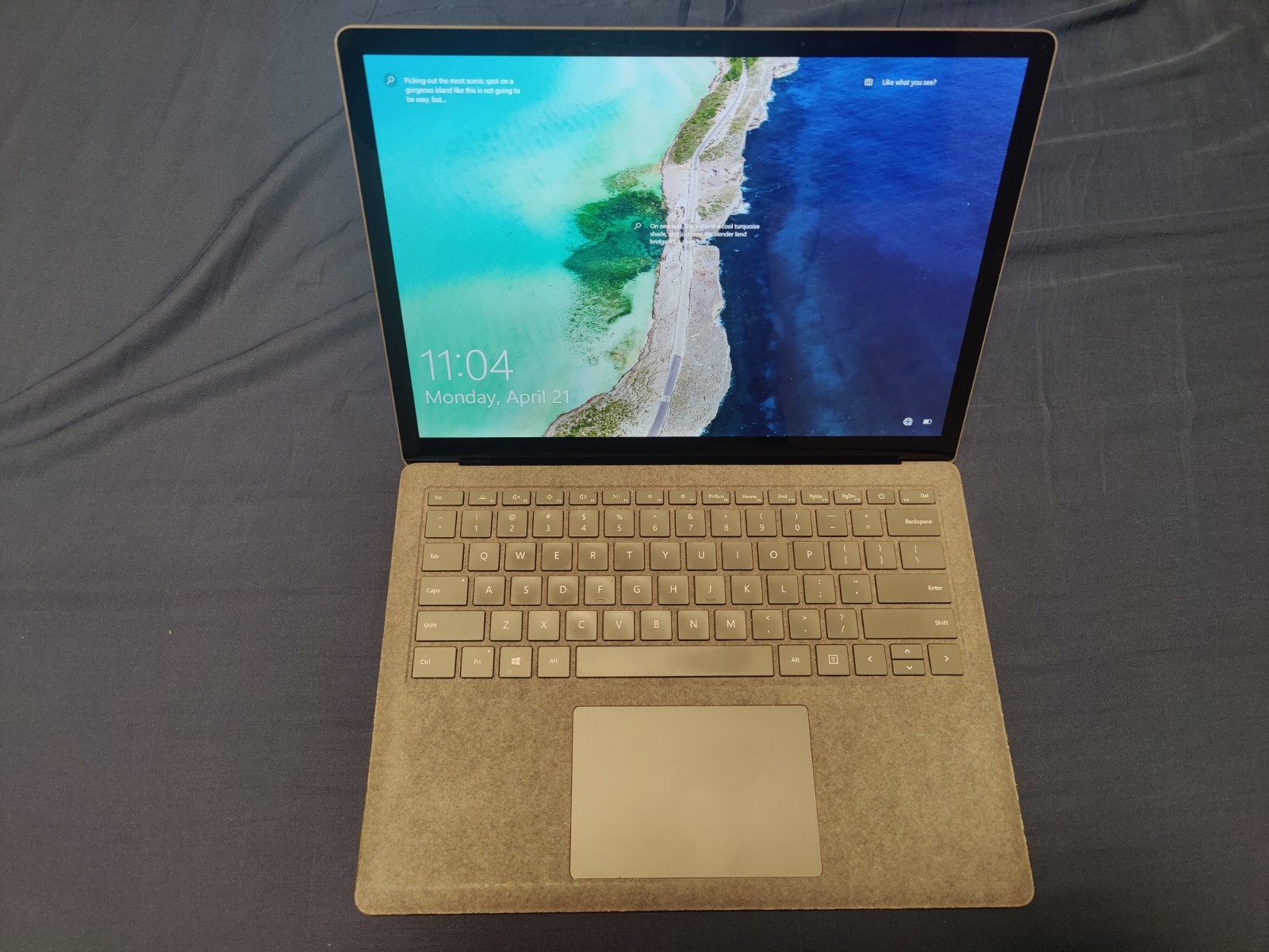Microsoft Surface Laptop 3 13.3″ i7-1065G7 16GB RAM 256GB SSD