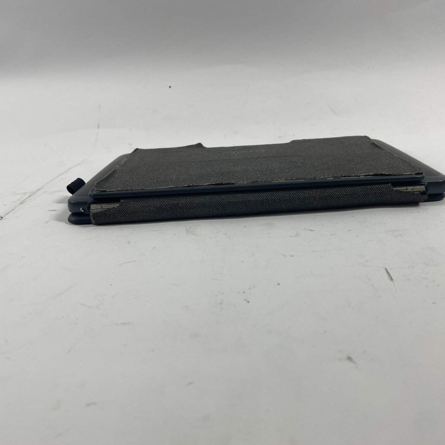 Dell Latitude 5175 11.6″ M3-6Y30 0.90 4GB RAM 128GB SSD