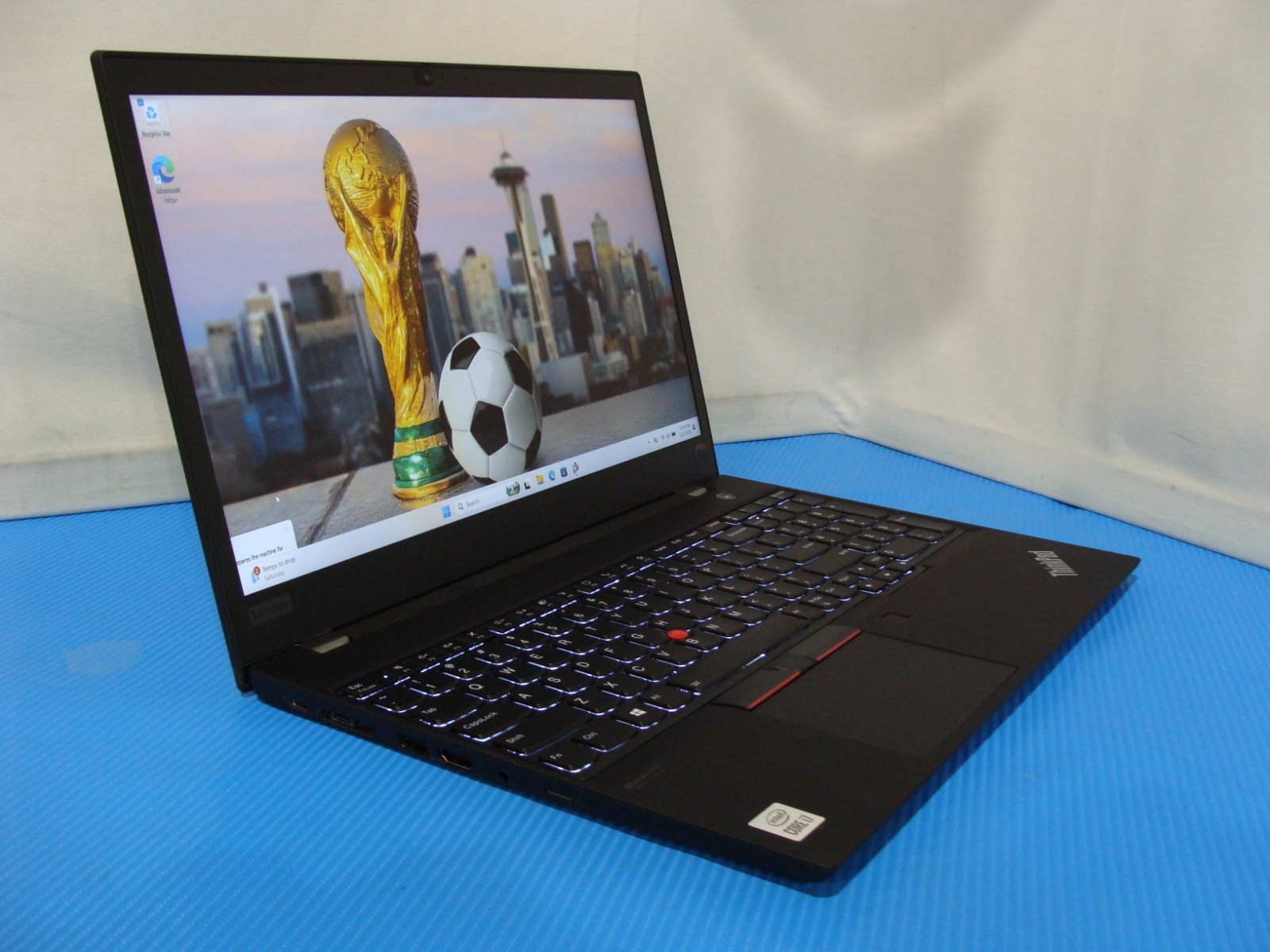 Lenovo ThinkPad P15s Gen 1 15.6″ FHD TOUCH i7-10510U 1.8GHz 16GB 512GB P520 W11P
