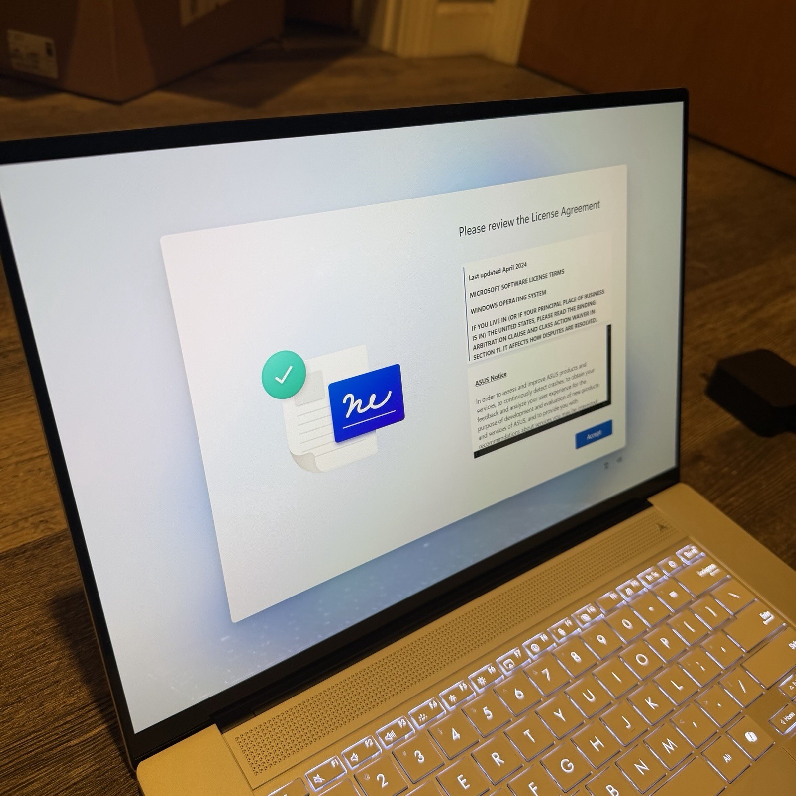ASUS Zenbook S 16 16” 3K OLED Touchscreen 120Hz AMD Ryzen AI 9 365 24GB 1TB SSD