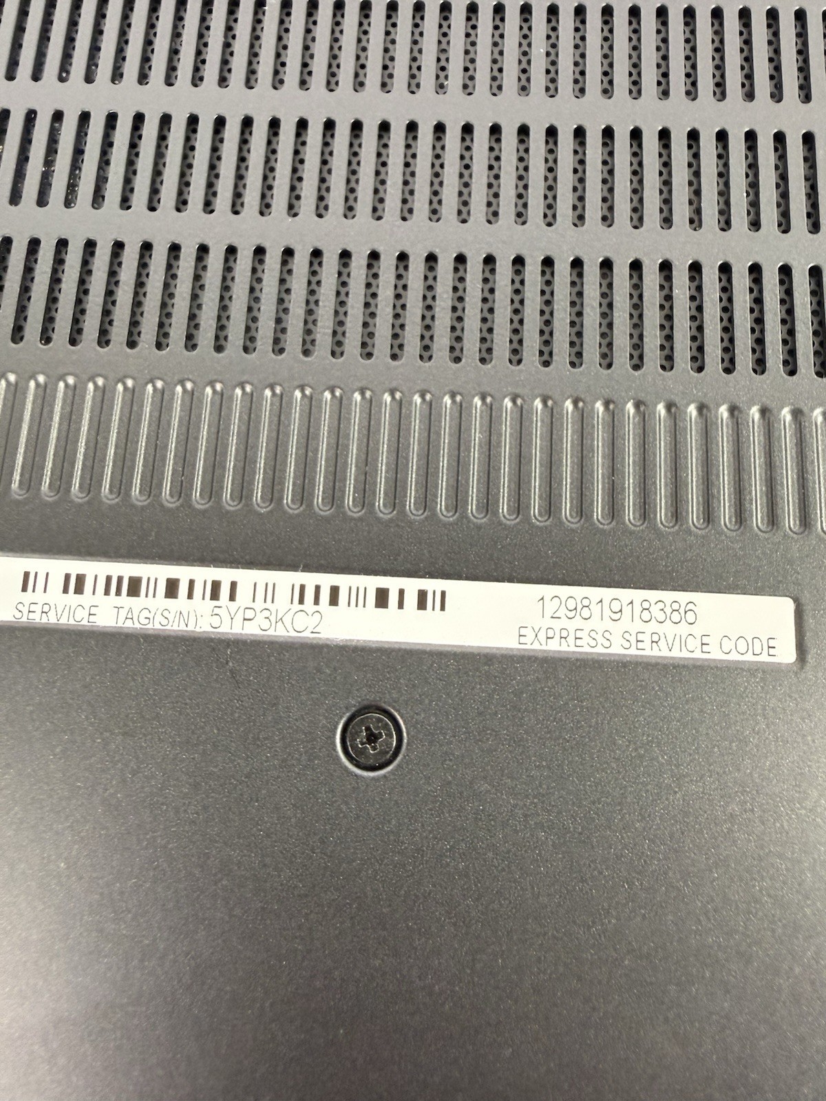 Dell Latitude E7470 Intel Core i5-6300U 2.40GHz 14″ HD 8GB With Dock No HD