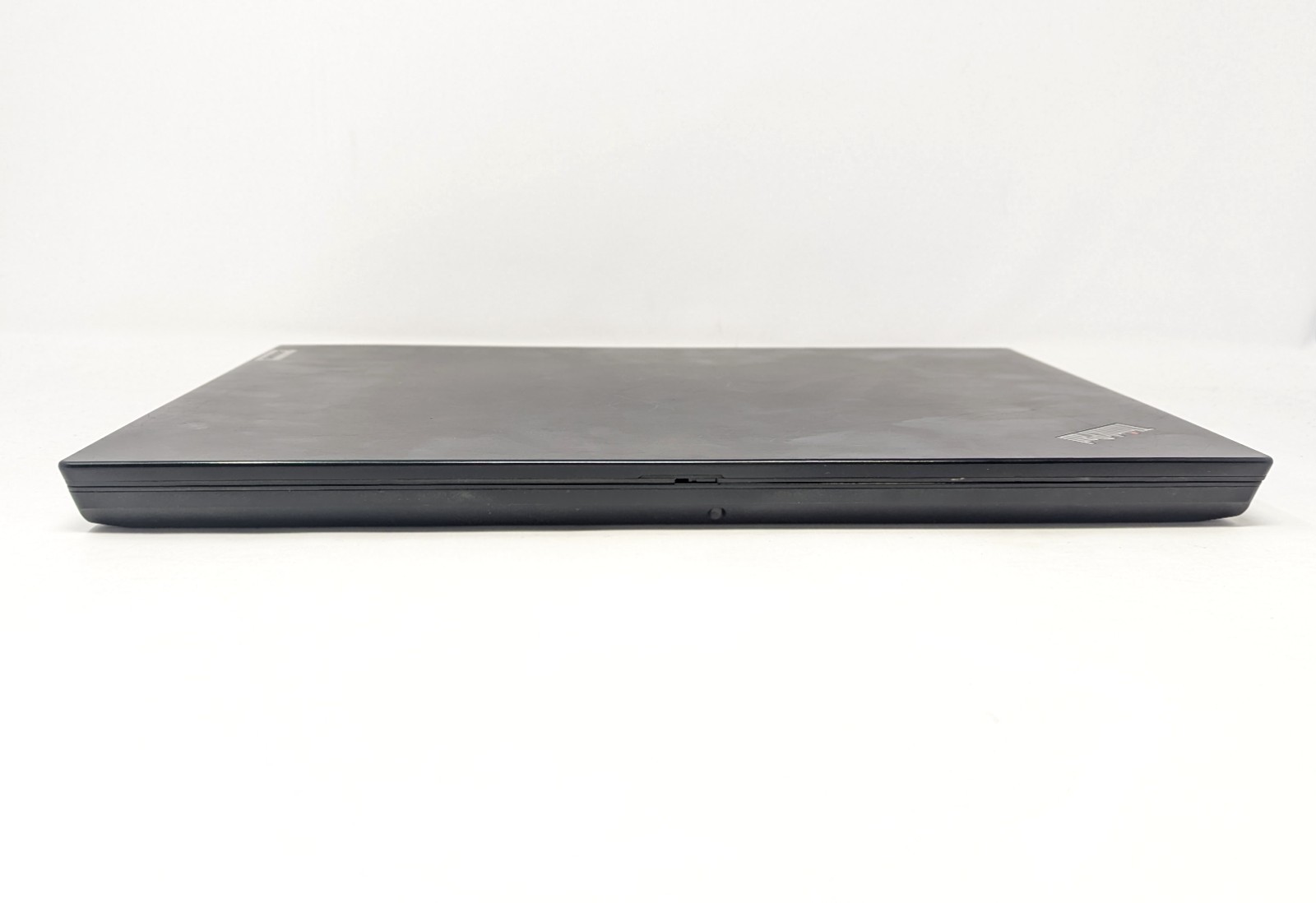 Lenovo ThinkPad P15v Gen 2i – Intel Core i7-11800H 8GB DDR4 RAM 256GB SSD No OS
