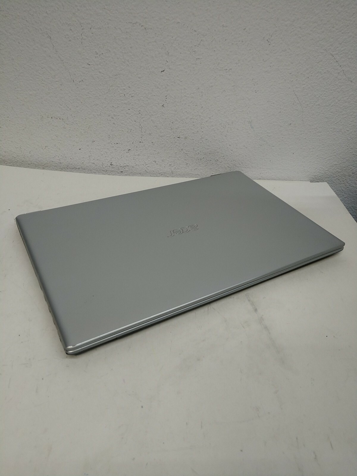 Acer Aspire V5-531 Intel Pentium 987 1.5GHz 4GB 500GB HD DVD BT Win10 *FOR PART*