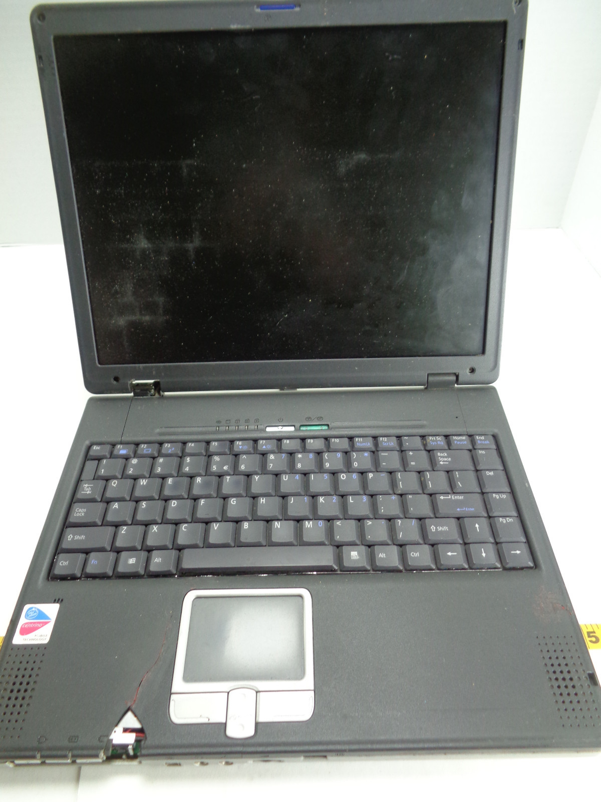 Generic Notebook Model P14N Damaged for parts Laptop Netbook Computer D1