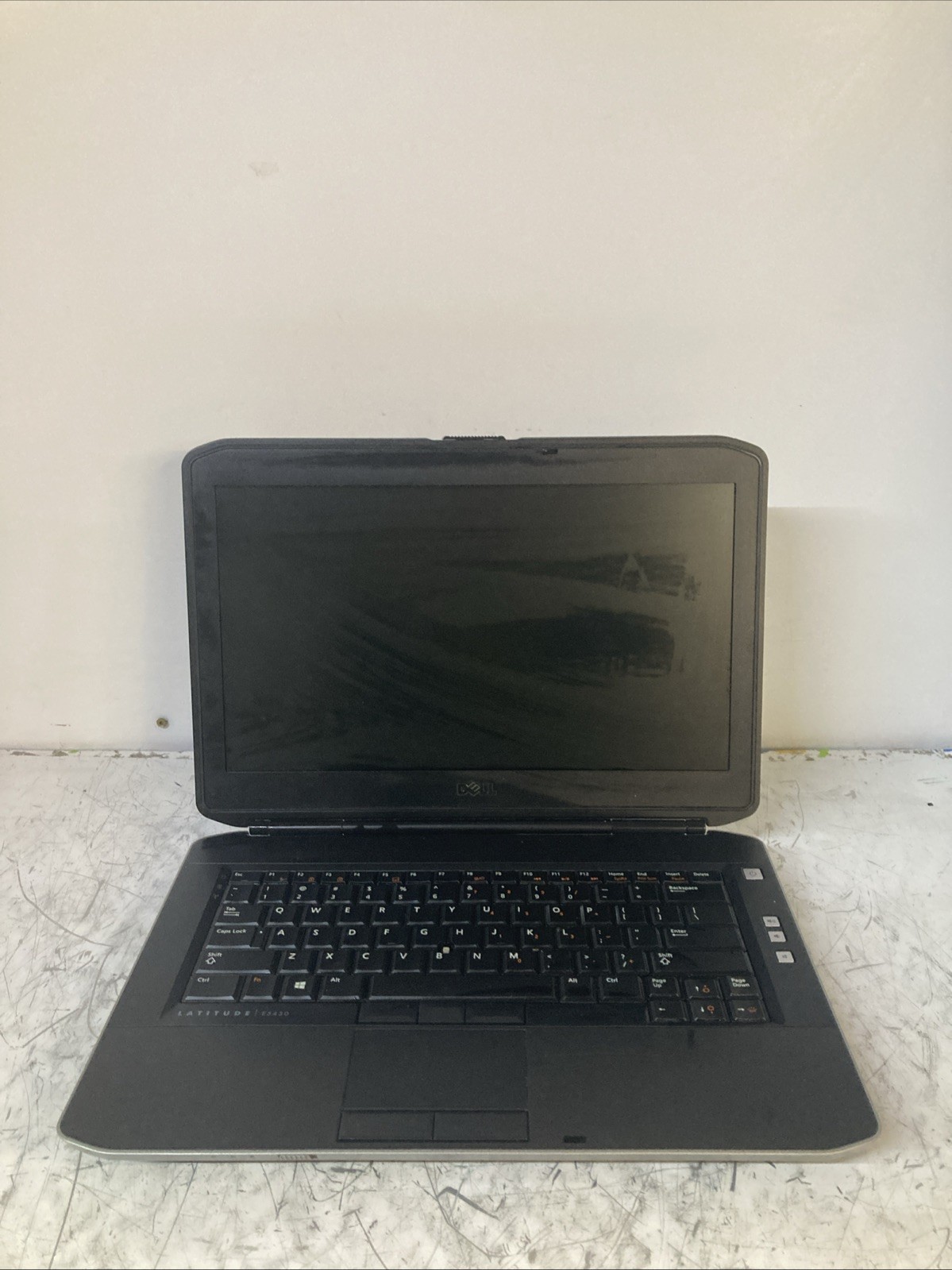 DELL LATITUDE E5430 Intel Core i5-3210M 2.50 GHZ 4 GB No HD Boot to bios
