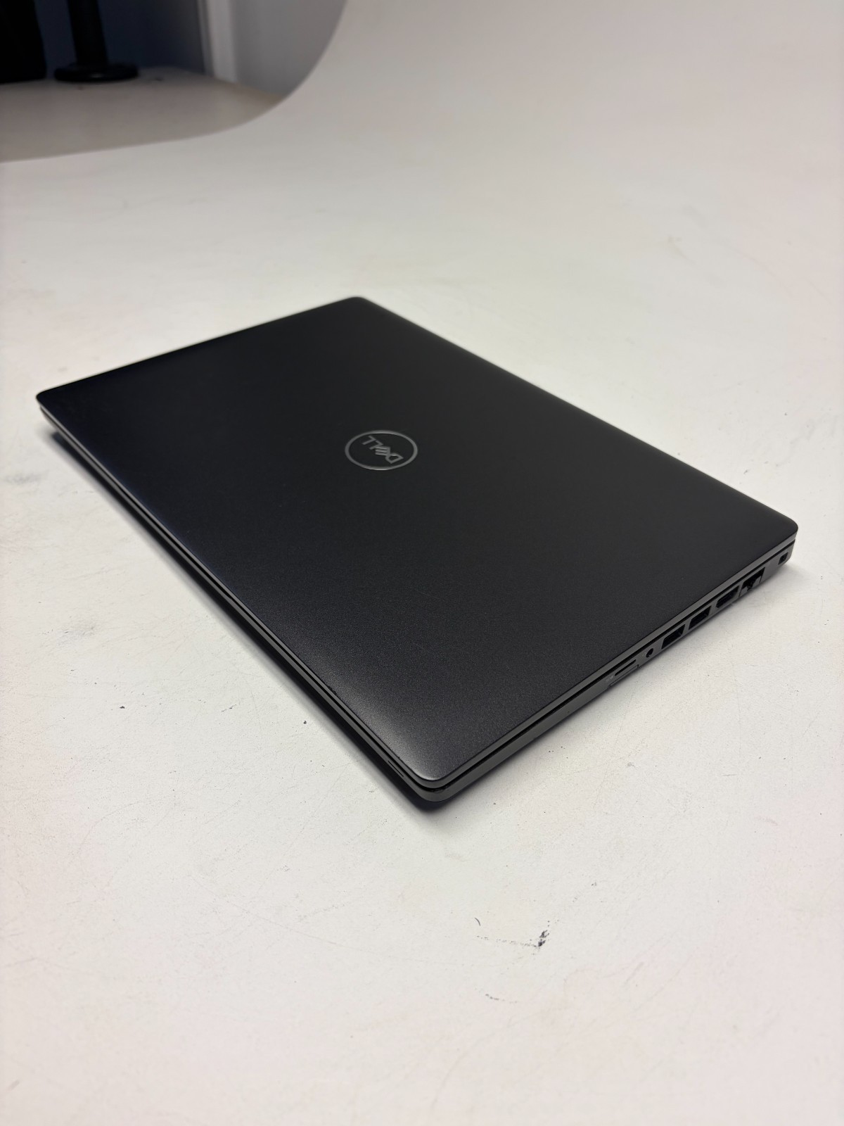 Dell Latitude 5400 w/ Power Supply
