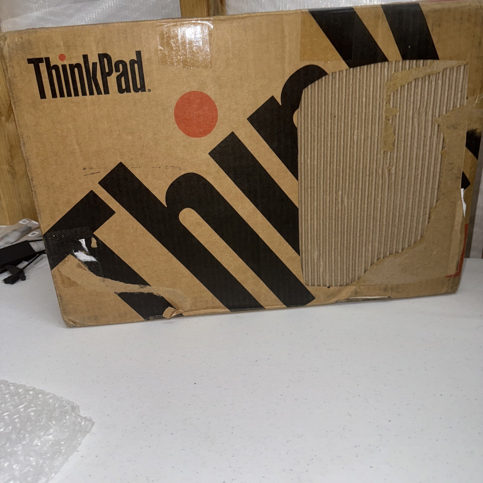 Lenovo ThinkPad T14 Gen 5 AMD Laptop 14″ IPS 60Hz Ryzen 5 PRO 8540U (READ!)