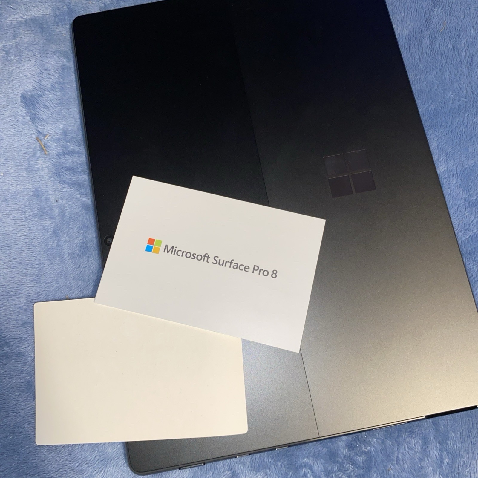 Microsoft Surface Pro 8 13″ (256GB SSD, Intel Core i5 11th Gen 4.20 GHz, 16GB)