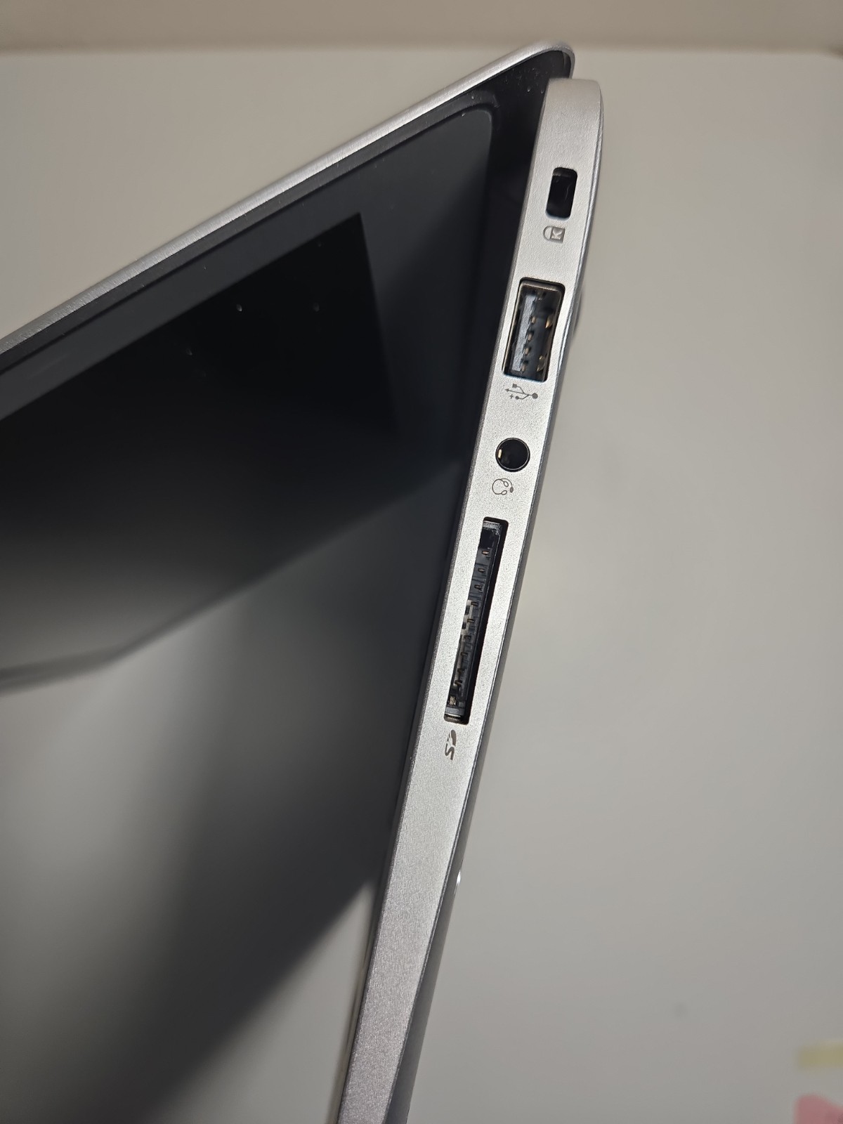 Acer 14″/i5-7200/8Gb/ssd 127Gb/Camera, Battery Work NO AC #14
