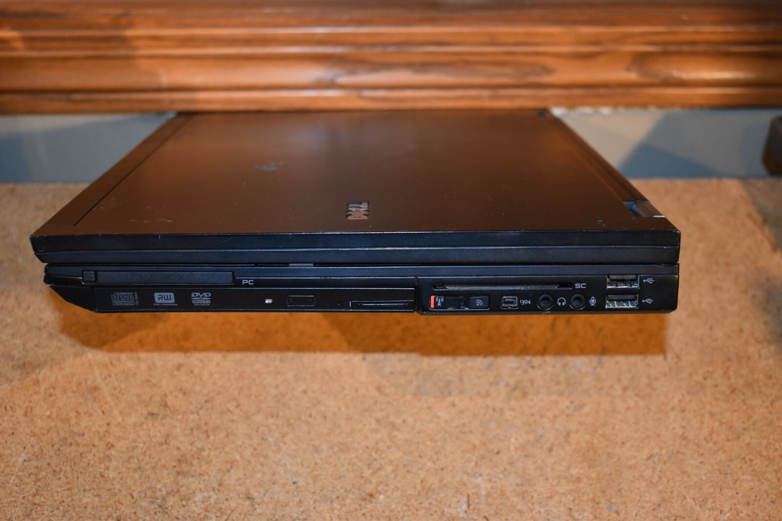 Dell Latitude E6500 P8600 2.4GHz 4GB RAM 320GB HDD WUXGA 1920×1200 Windows XP