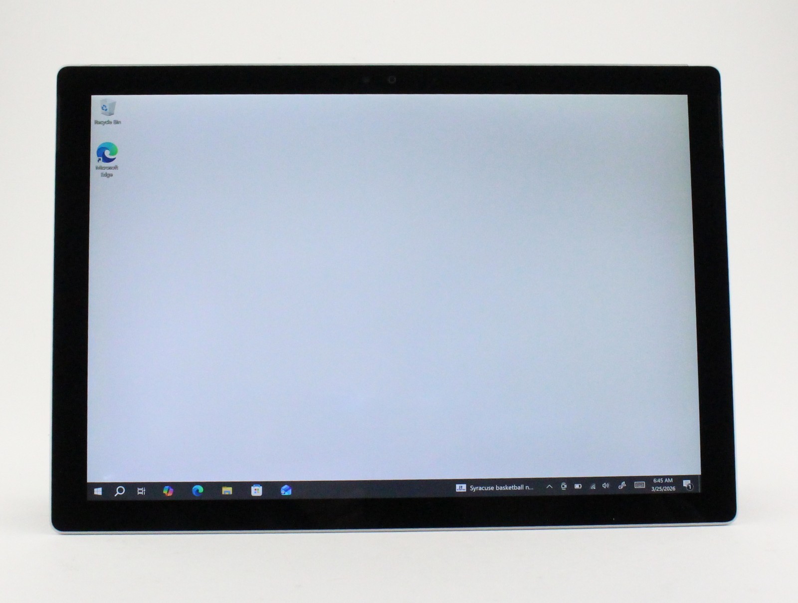 Microsoft 12.3″ Surface Pro 4 1724 4GB RAM 2.4GHz i5-6300U 128GB SSD; 6175401