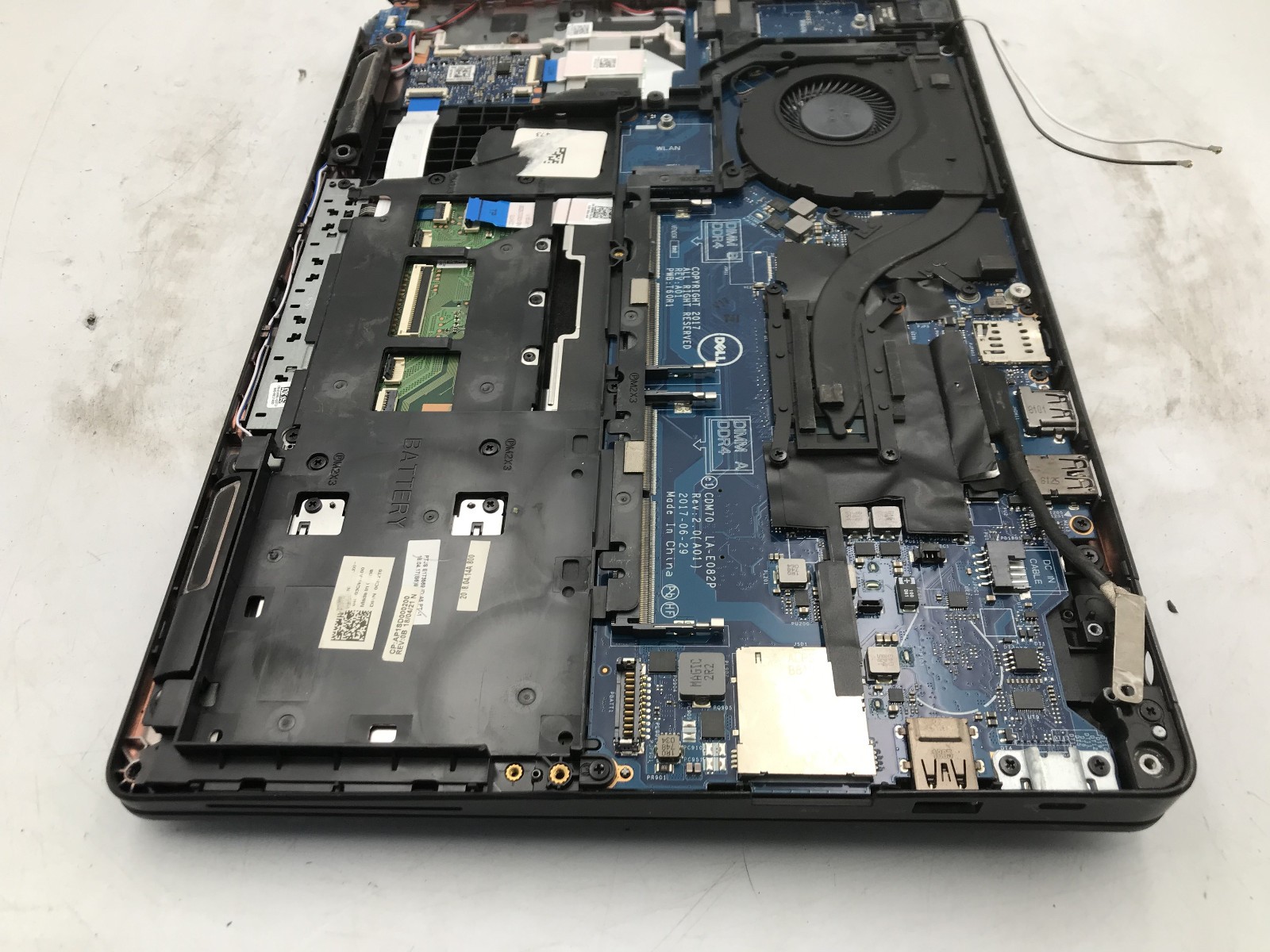 DELL LATITUDE 5480 – FOR PARTS/MISSING COMPONENTS – INTEL I7 6TH GEN – READ – BB