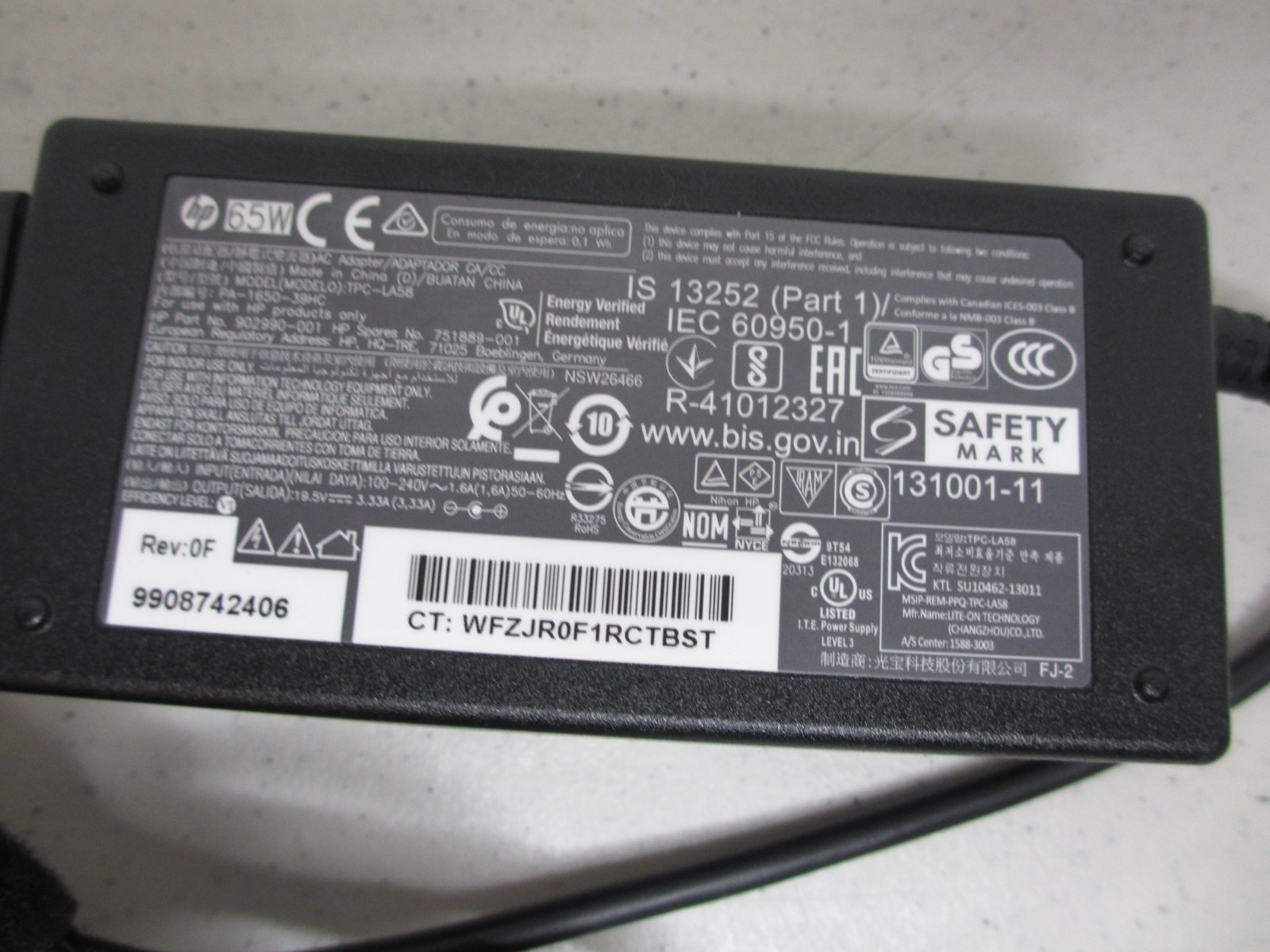 HP Pavilion dv5 Laptop/Notebook PC For Parts/Repair with AC Adapter, AMD 2.4GHz