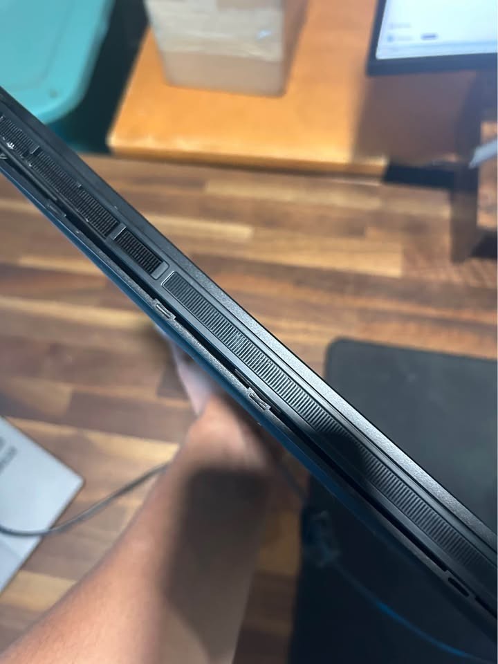 MSI GS66 Stealth 11UE Laptop 15.6″ 240Hz, I7-11800H, 16GB RAM, RTX 3060, 1TB SSD