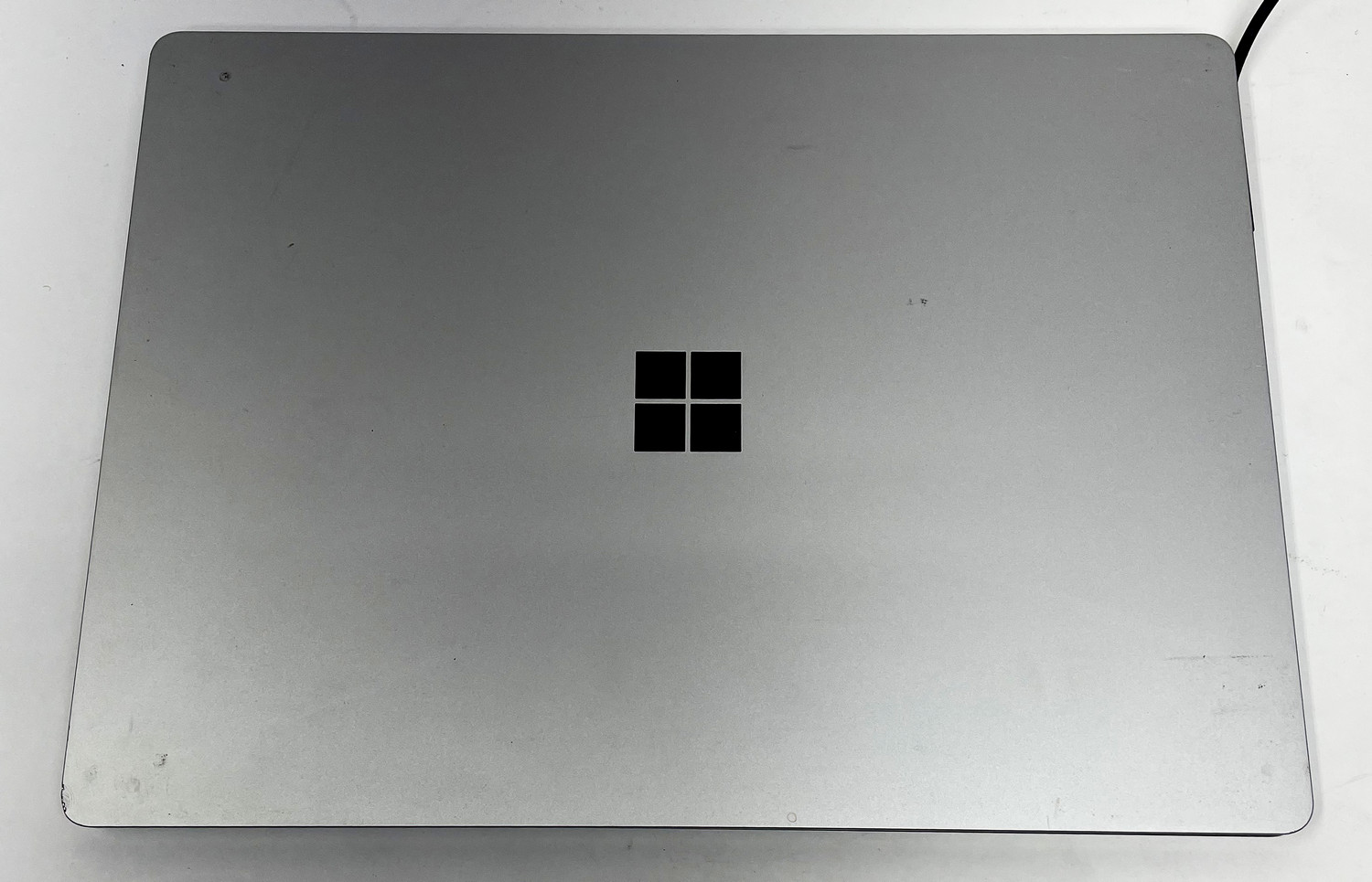Microsoft Surface Laptop 3 13.5″ (256GB SSD; Intel Core i5-1035G7 1.2GHz; 8GB)