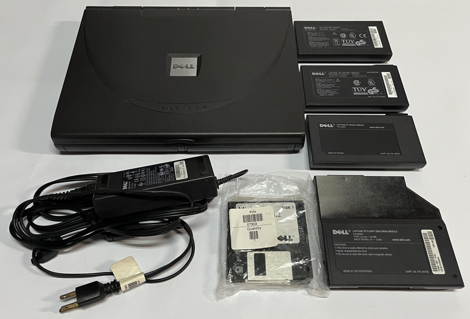 Dell Inspiron 3800 Pentium III 500Mhz 256MB Ram, 6GB HDD ATi Mobility Windows 98