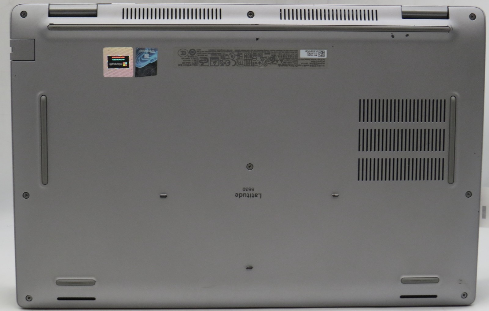 Dell Latitude 5530 | i7-1270P @2.20 | 16GB DDR4 | 512GB M.2 | Win 11 Pro