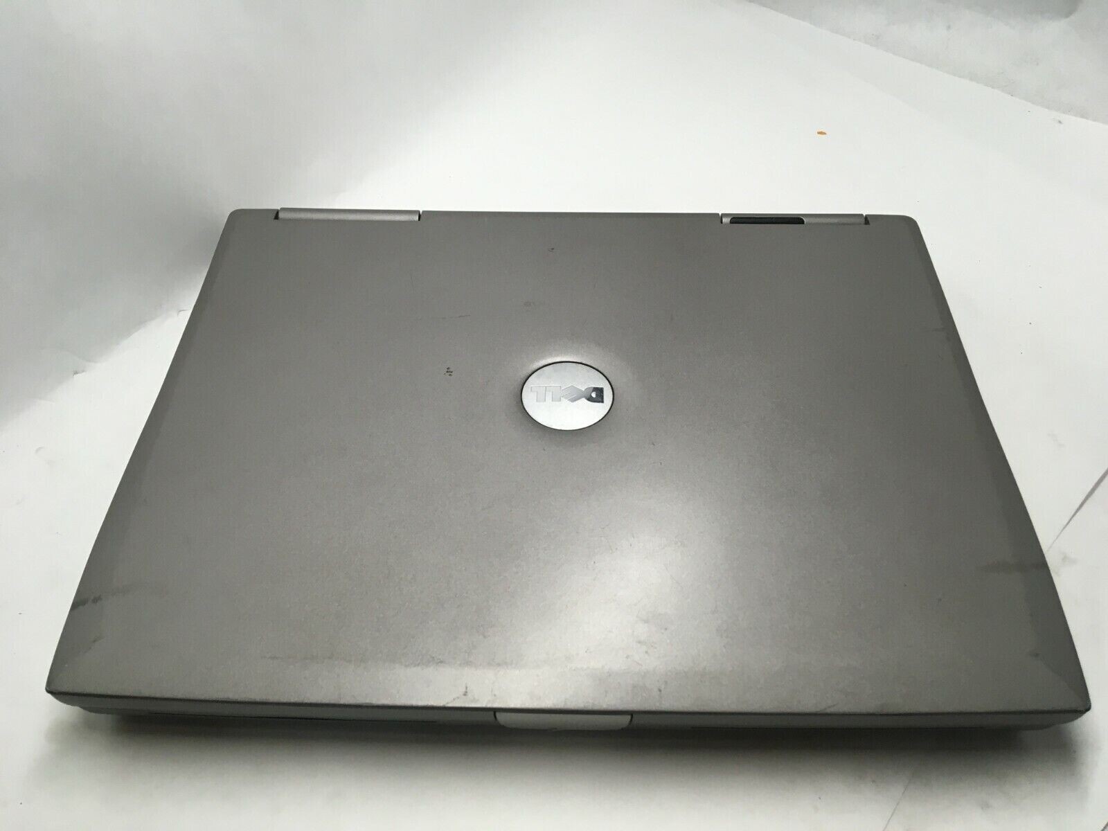 Dell Latitude D800 Intel Pentium M 1.70 GHz 512MB RAM Bad Battery No HDD No OS