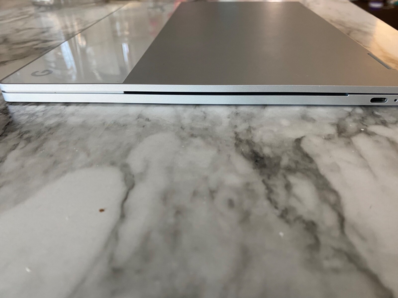 Google Pixelbook 12.3″ Multi-Touch 2-in-1 128GB SSD 8GB RAM Chromebook – Silver 