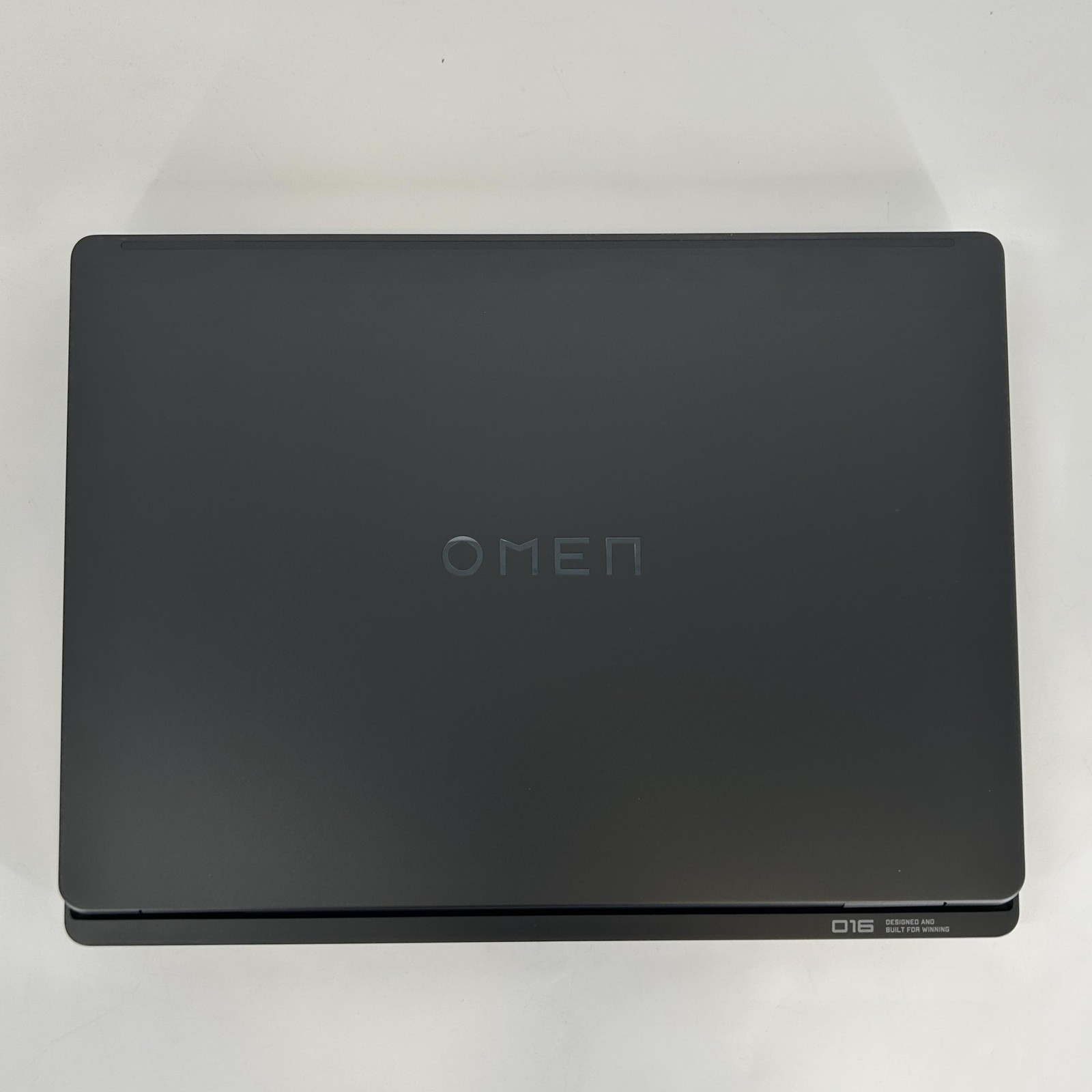 HP Omen Max 16 Black 240Hz QHD+ 2.7 GHz Ultra 9 275HX 32GB 2TB SSD RTX 5080