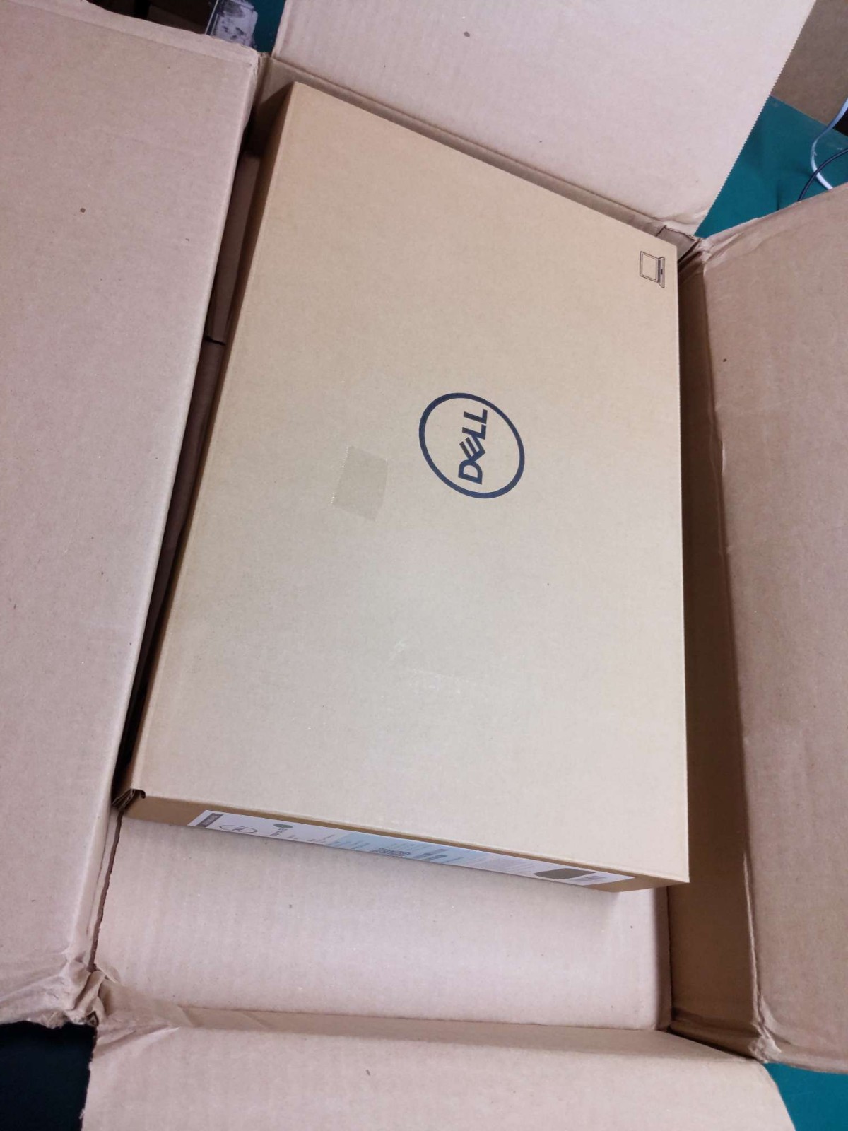 Dell Inspiron 15.6″ Laptop FHD Touch Intel i5-1235U 8GB RAM 512GB Win 11 Black