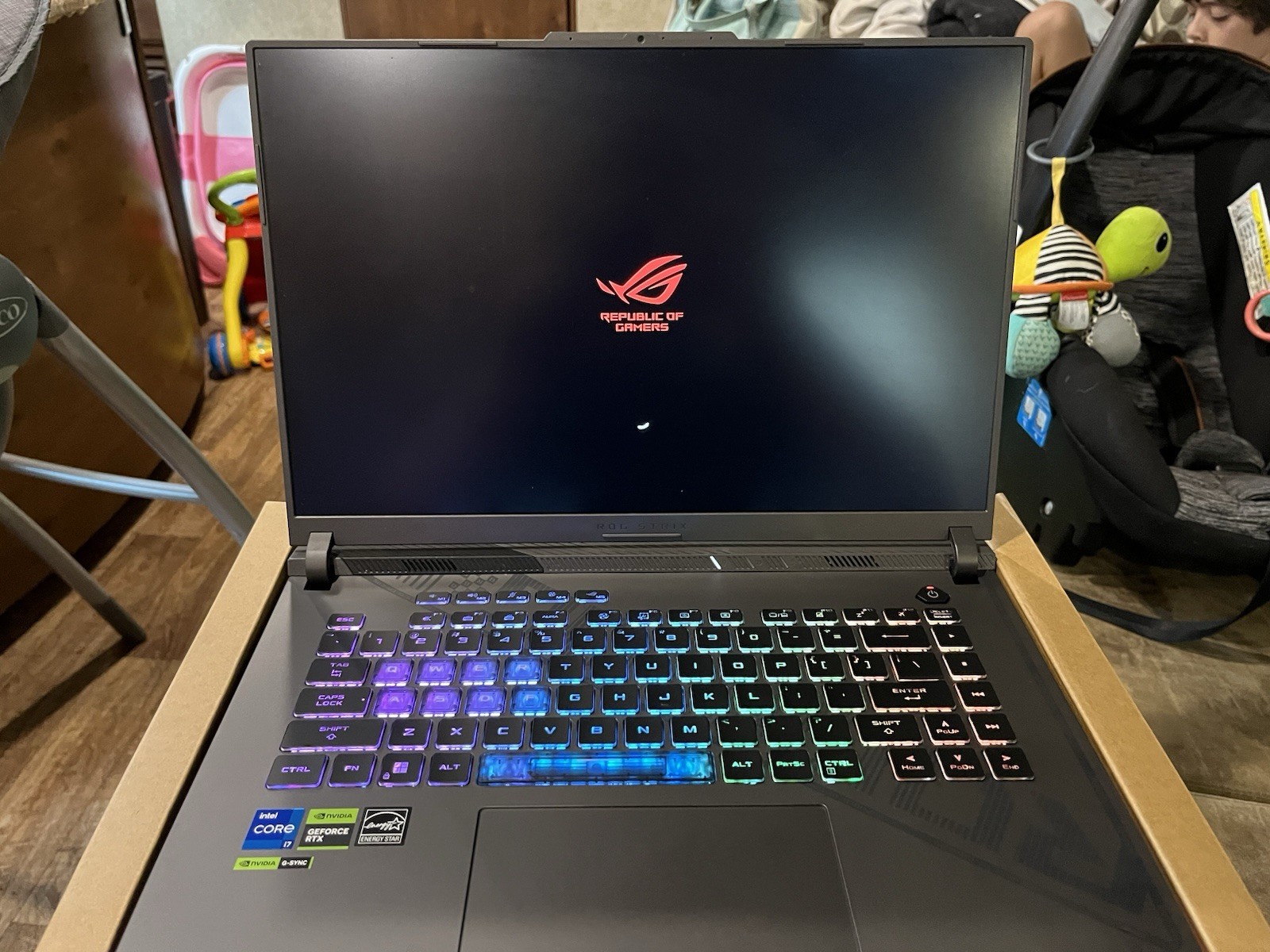 ASUS ROG Strix G16 16″ 165Hz FHD+ Gaming Laptop RTX 5060 i7 14650HX 16GB RAM 1TB