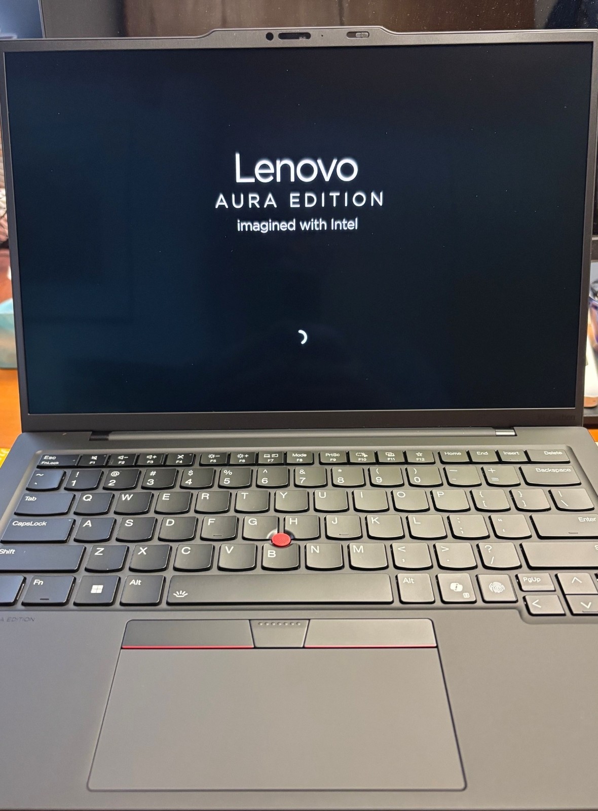 Lenovo Thinkpad x1 Carbon Gen 13, Intel U7 258V, 32GB, 512 SSD, Non-touch Screen
