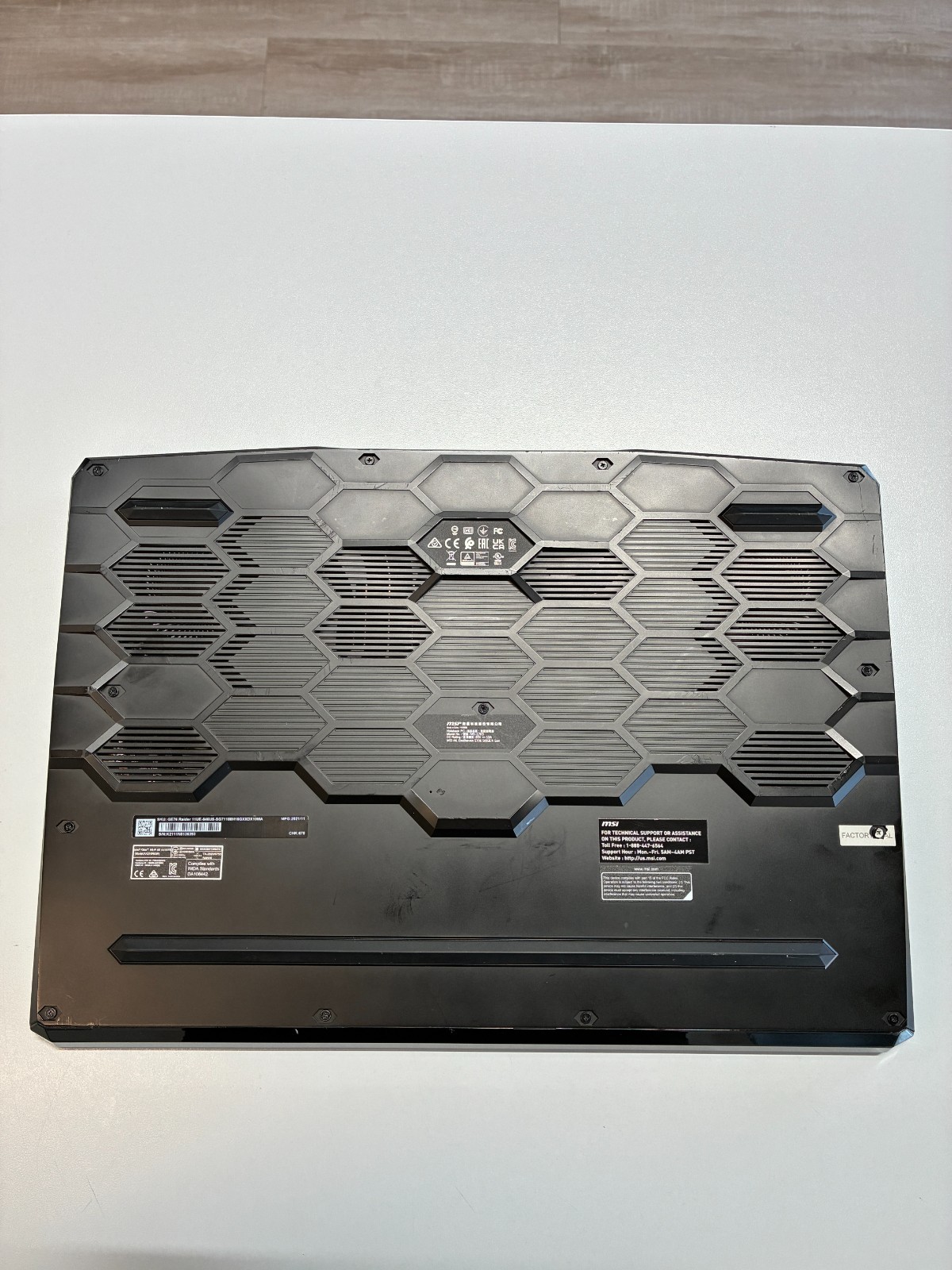 MSI GE76 Raider 11: 17.3″ / i7-11800H / RAM 16Gb / 6Gb GF RTX 3060 / SSD 1Tb / W