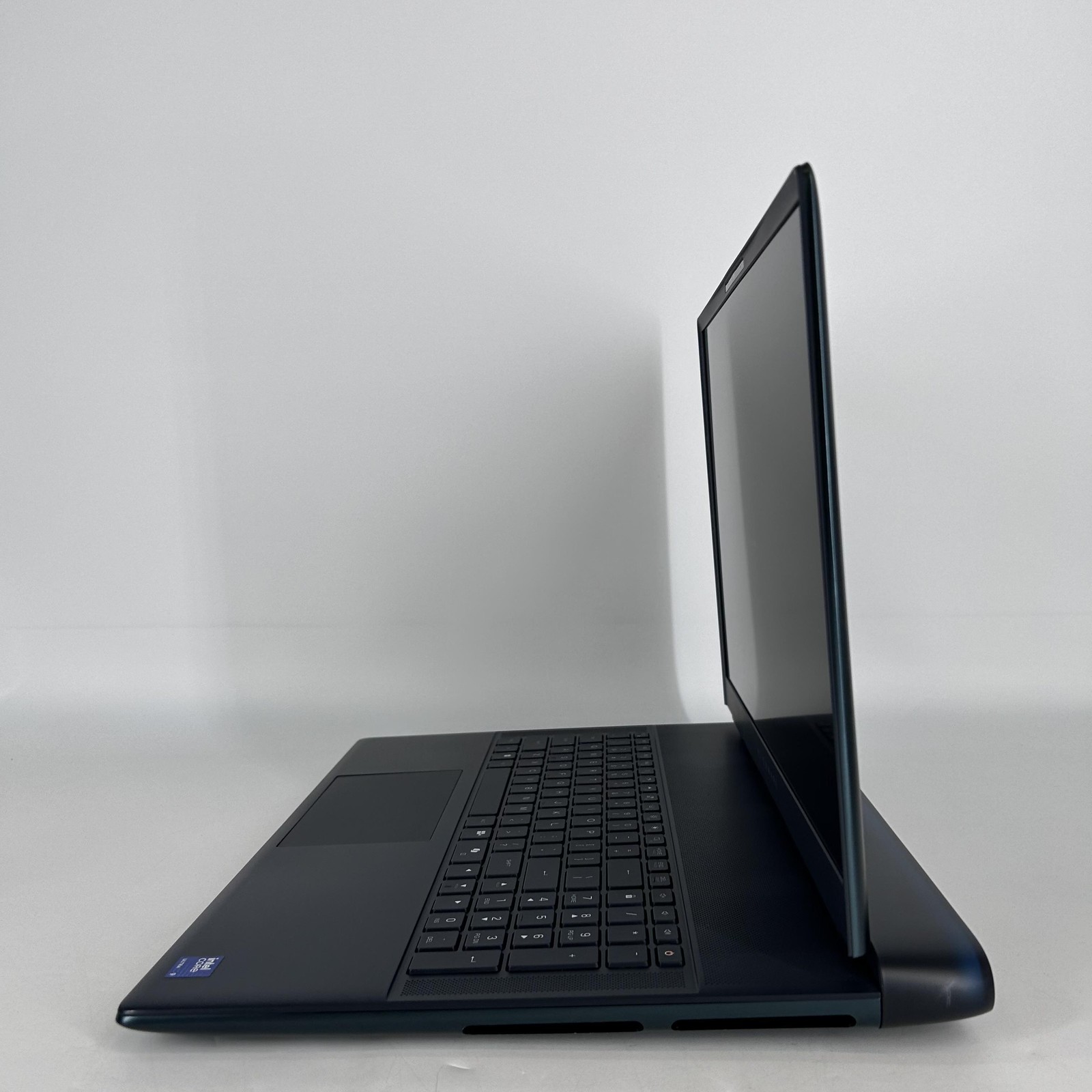 Dell Alienware 18 Area-51 144Hz QHD+ 2.7GHz Ultra 9 275HX 64GB 2TB RTX 5090 Good