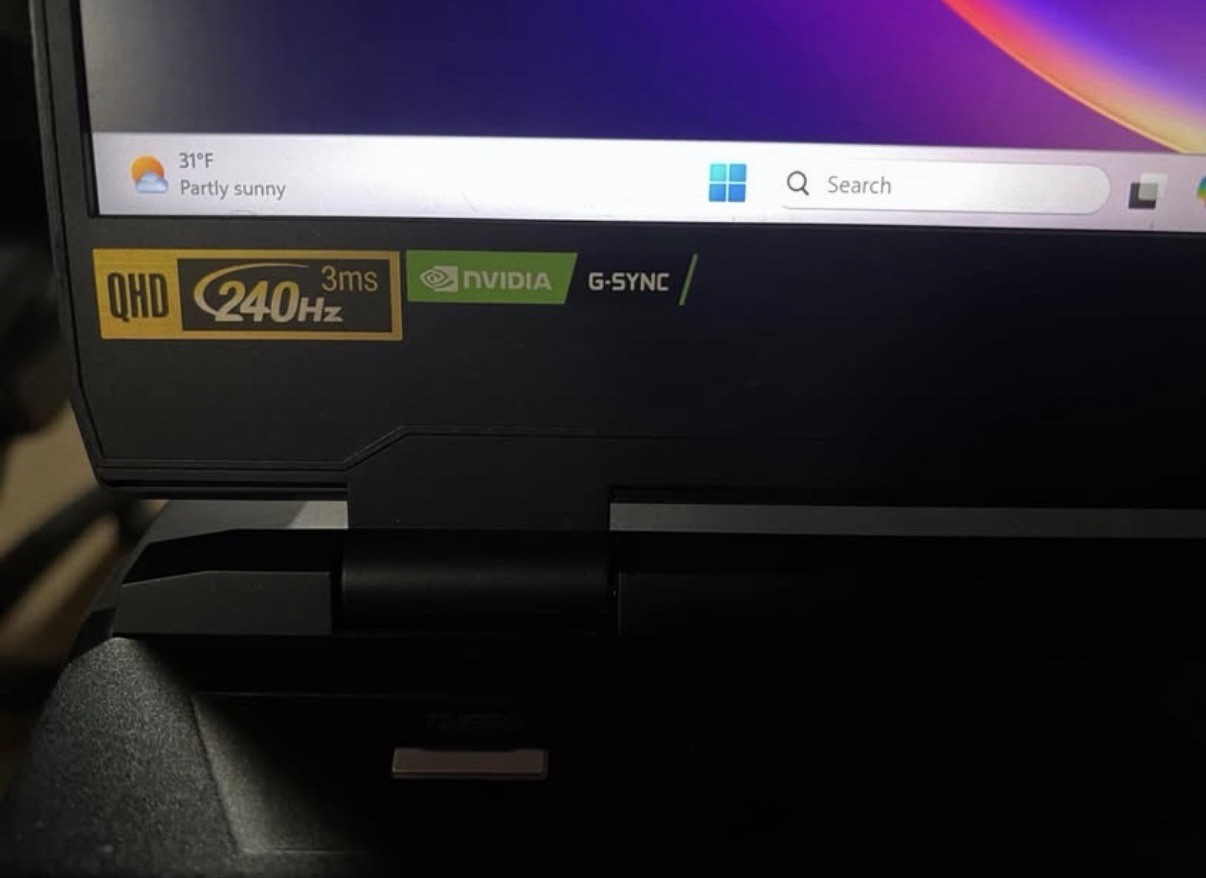 Acer Predator Helios 300 15.6″ QHD i7 16GB 1TB SSD RTX 3070ti Win 11