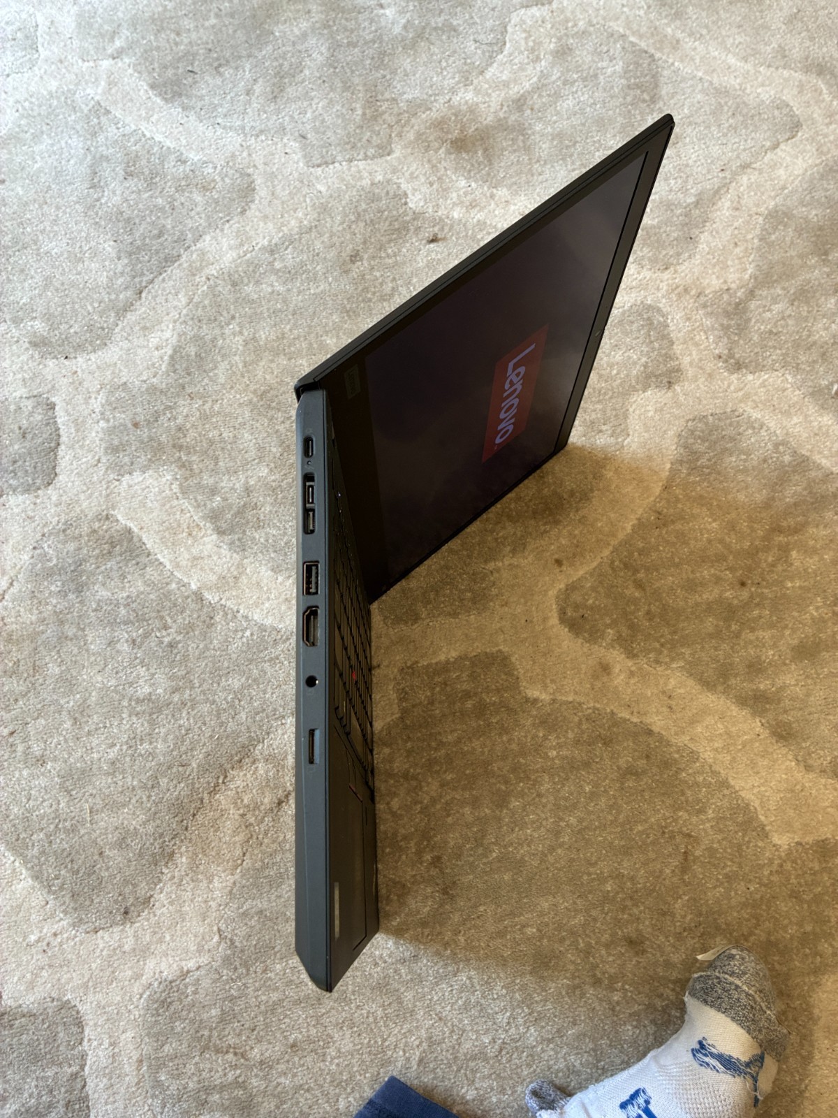 Lenovo ThinkPad T490 i5-8265U 1.6GHz 8GB 256GB NVMe 14″ Win11 Pro