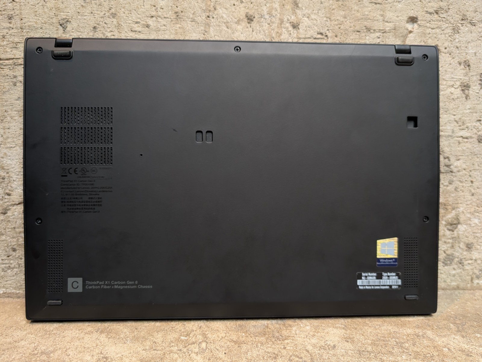Lenovo ThinkPad X1 Carbon Gen 8 i7-10510U@1.80GHz 16GB RAM 1TB SSD Win 11 Pro
