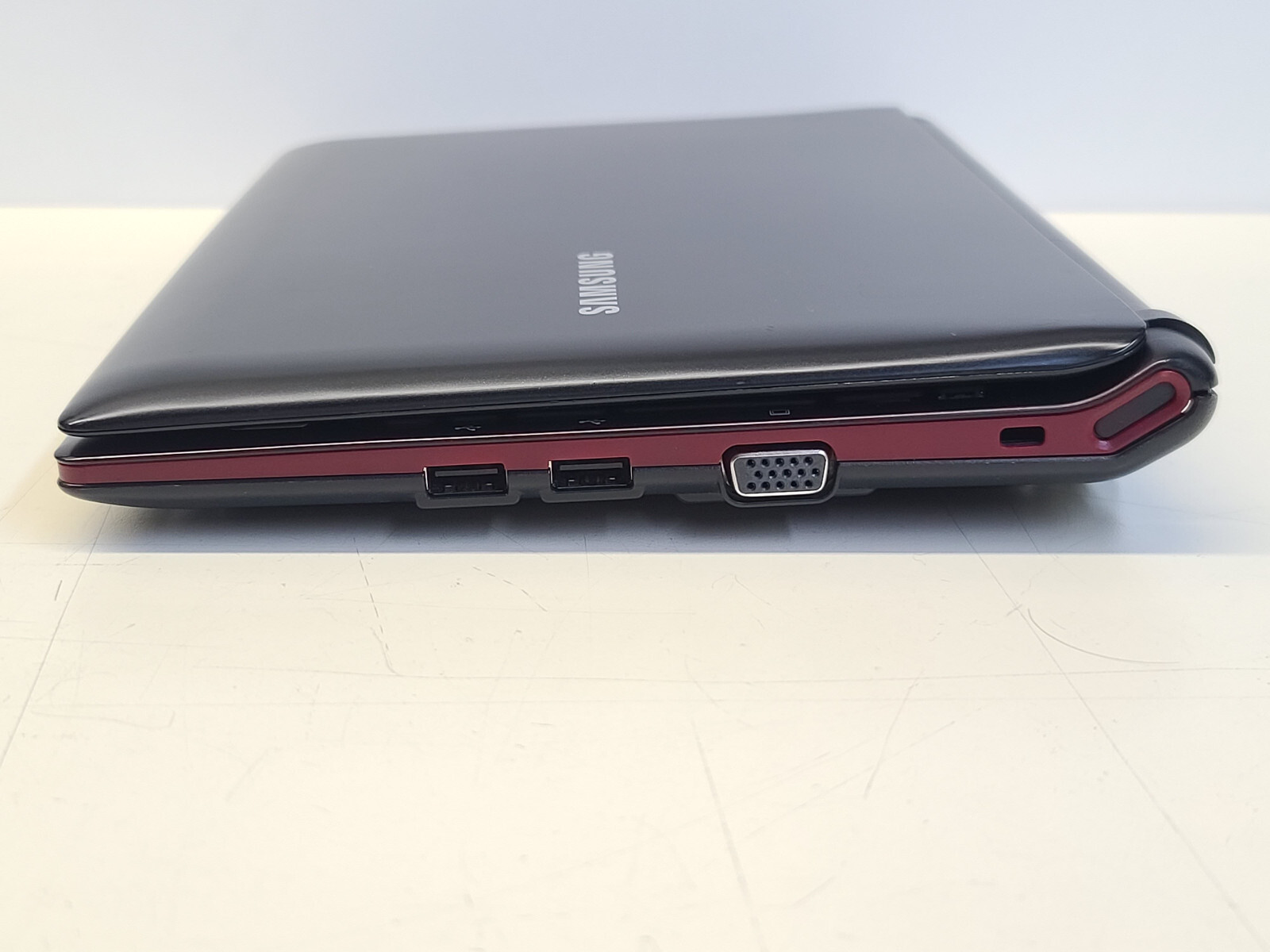 Samsung N145 Plus 10.1″ Atom N455 + 2GB + 250GB + Windows 7 Starter TESTED