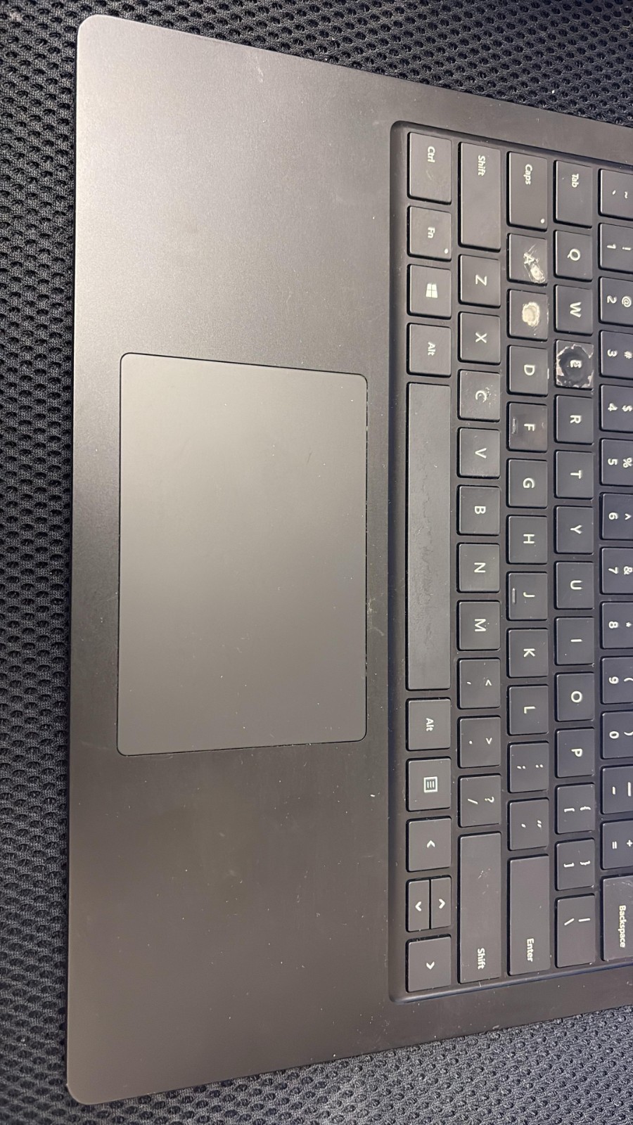 Microsoft Surface Laptop 3 1868 Intel Core i7-1065G7 16GB RAM 256GB SSD .