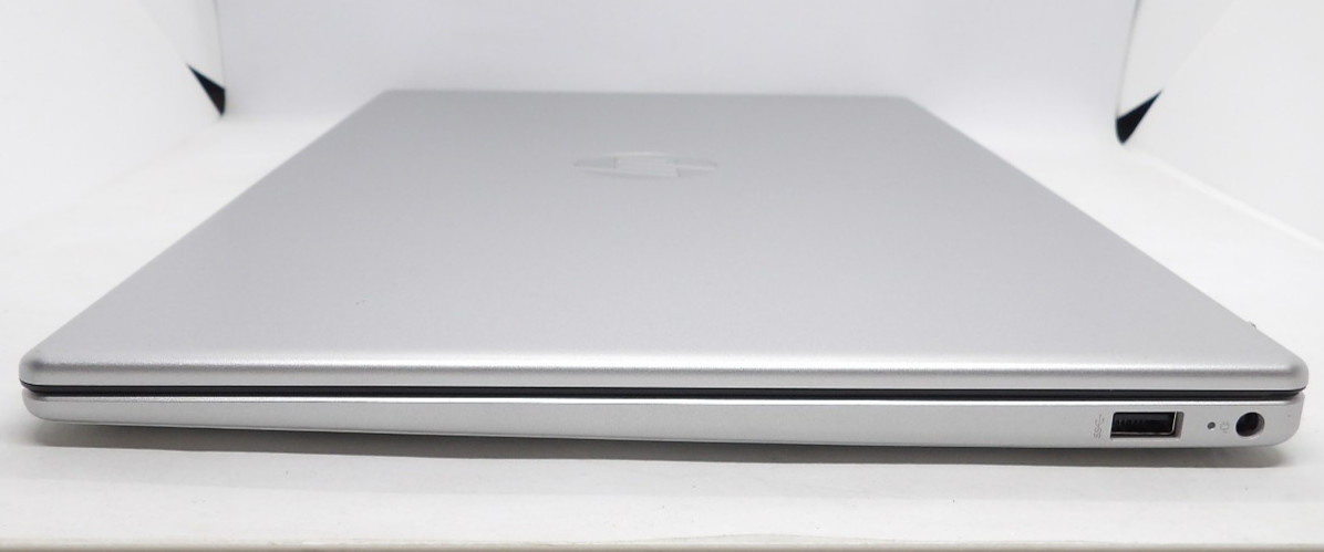 HP 15-fd0133wm 15.6″ Laptop, Intel i3 13th gen 8GB RAM 256GB SSD Silver