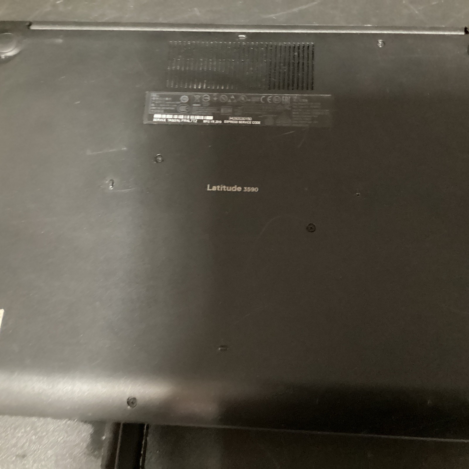 Lot 2 Dell Latitude 3590 15.6” laptop i5-8250U 16GB RAM 512GB SSD Windows 10 Pro