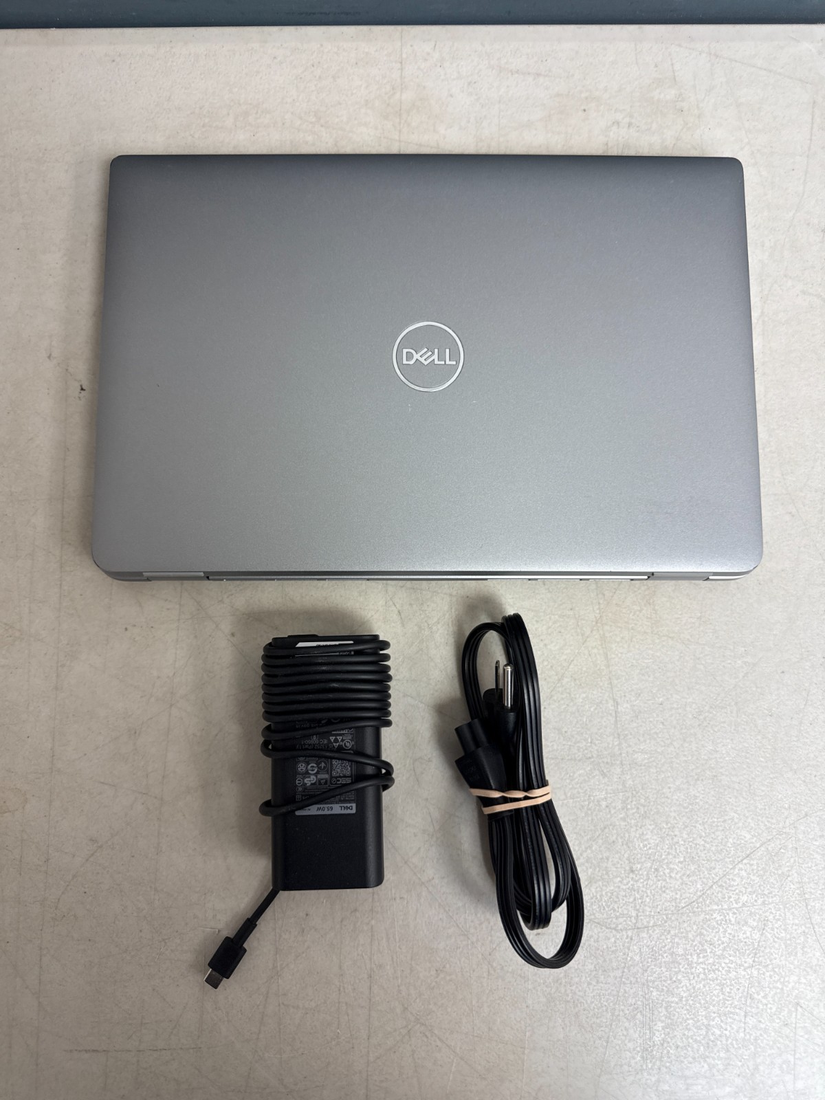 Dell Latitude 5450 14″ Intel Ultra 5 135U 16GB DDR5 256GB SSD