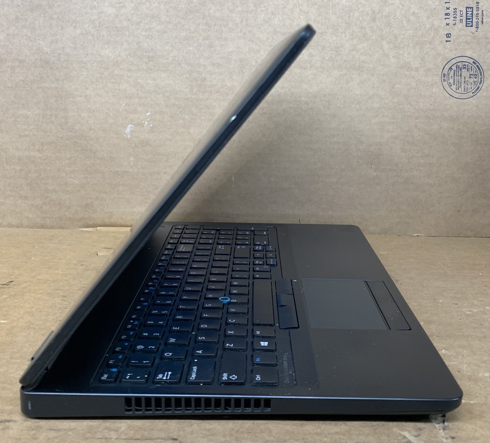 Dell Precision 3510 15.6” Intel Core i7-6820HQ 8GB DDR4 RAM 500GB SSD WIN 10P