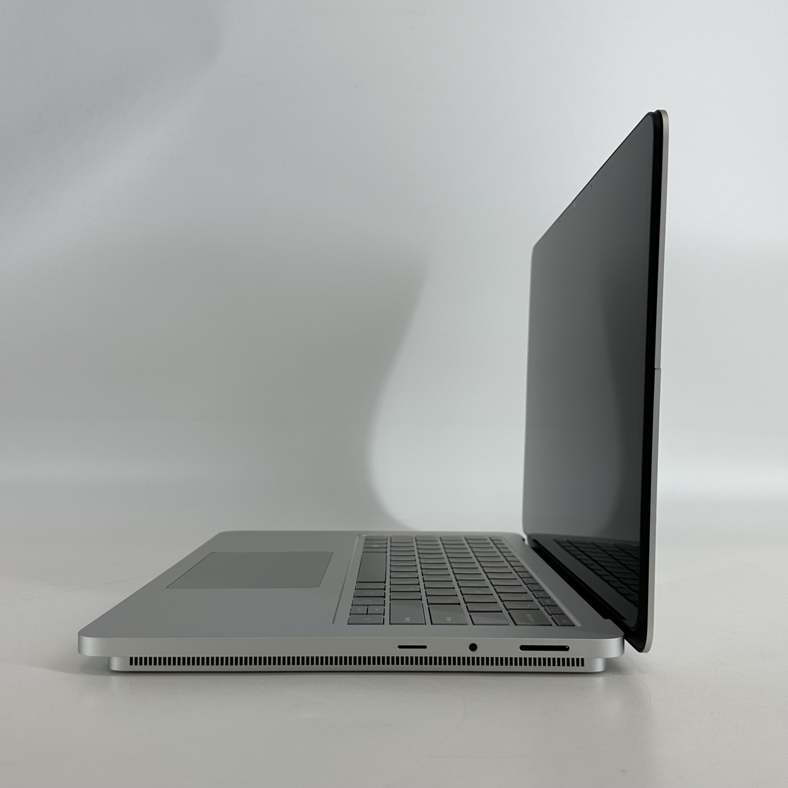 Microsoft Surface Laptop Studio 2 14.4 2K TOUCH i7-13800H 64GB 2TB SSD RTX 4060