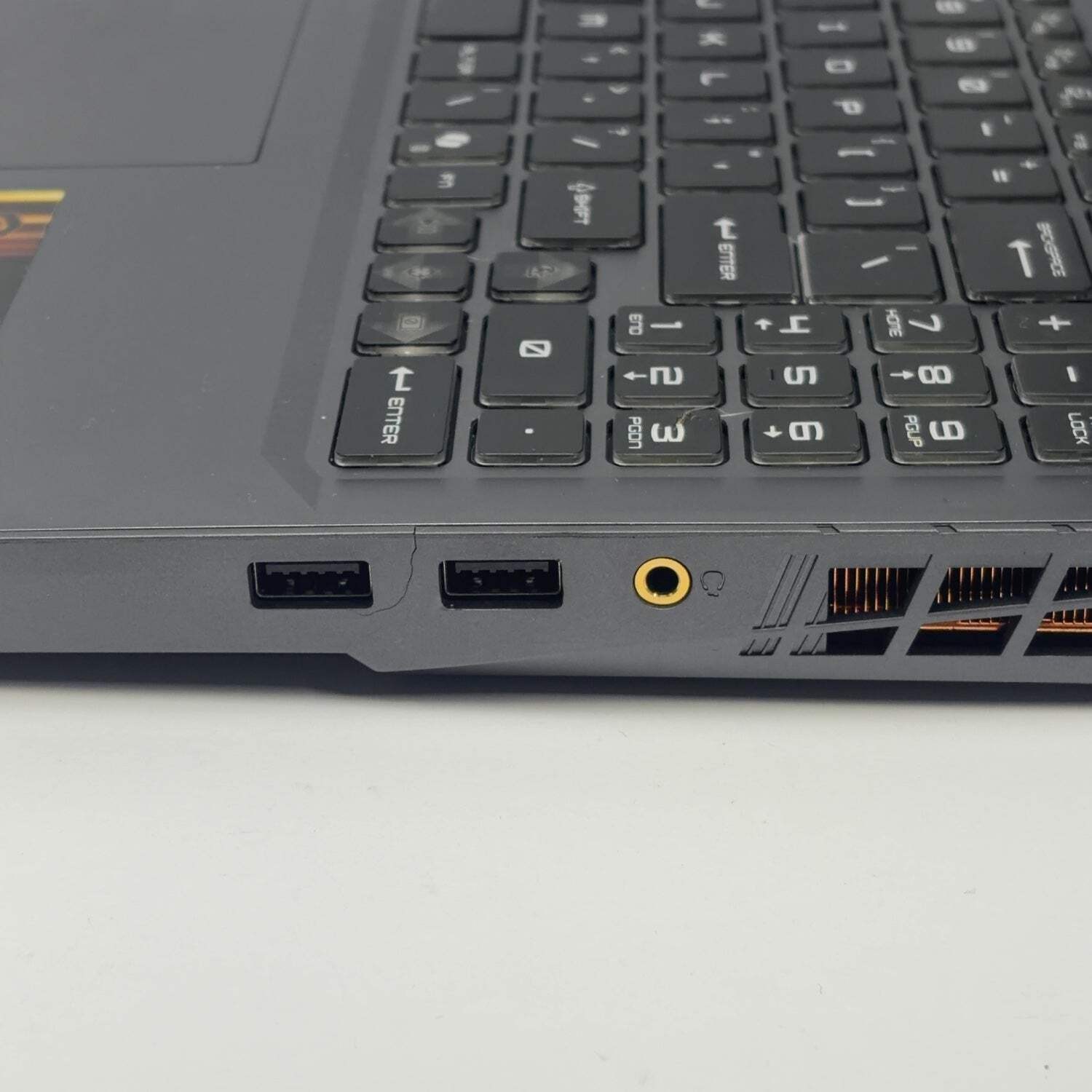 MSI Vector 16 HX AI A2XWGG 16″ Core Ultra 9 275HX 2.7GHz 32GB RAM 1TB SSD